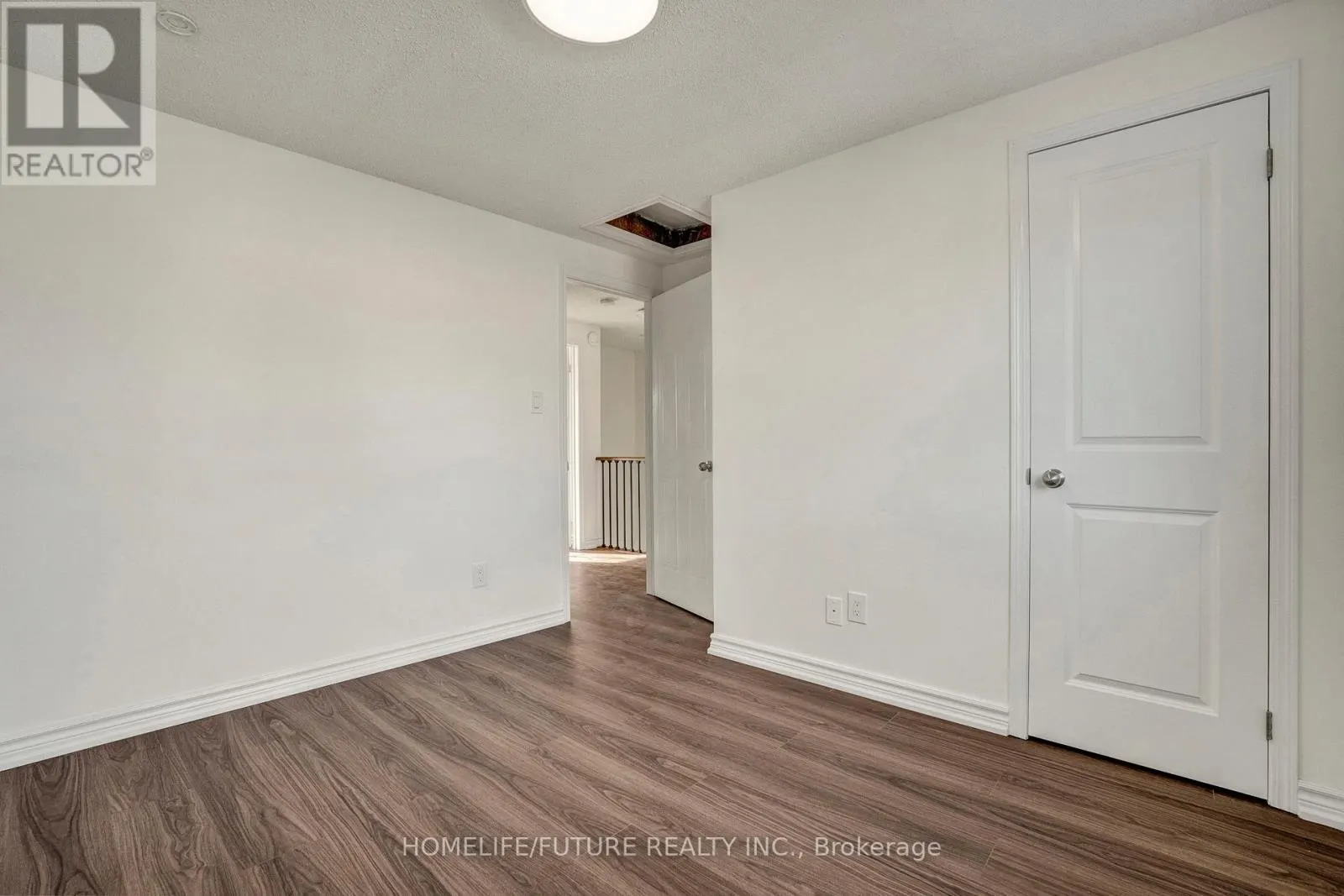 1803 DALHOUSIE CRESCENT