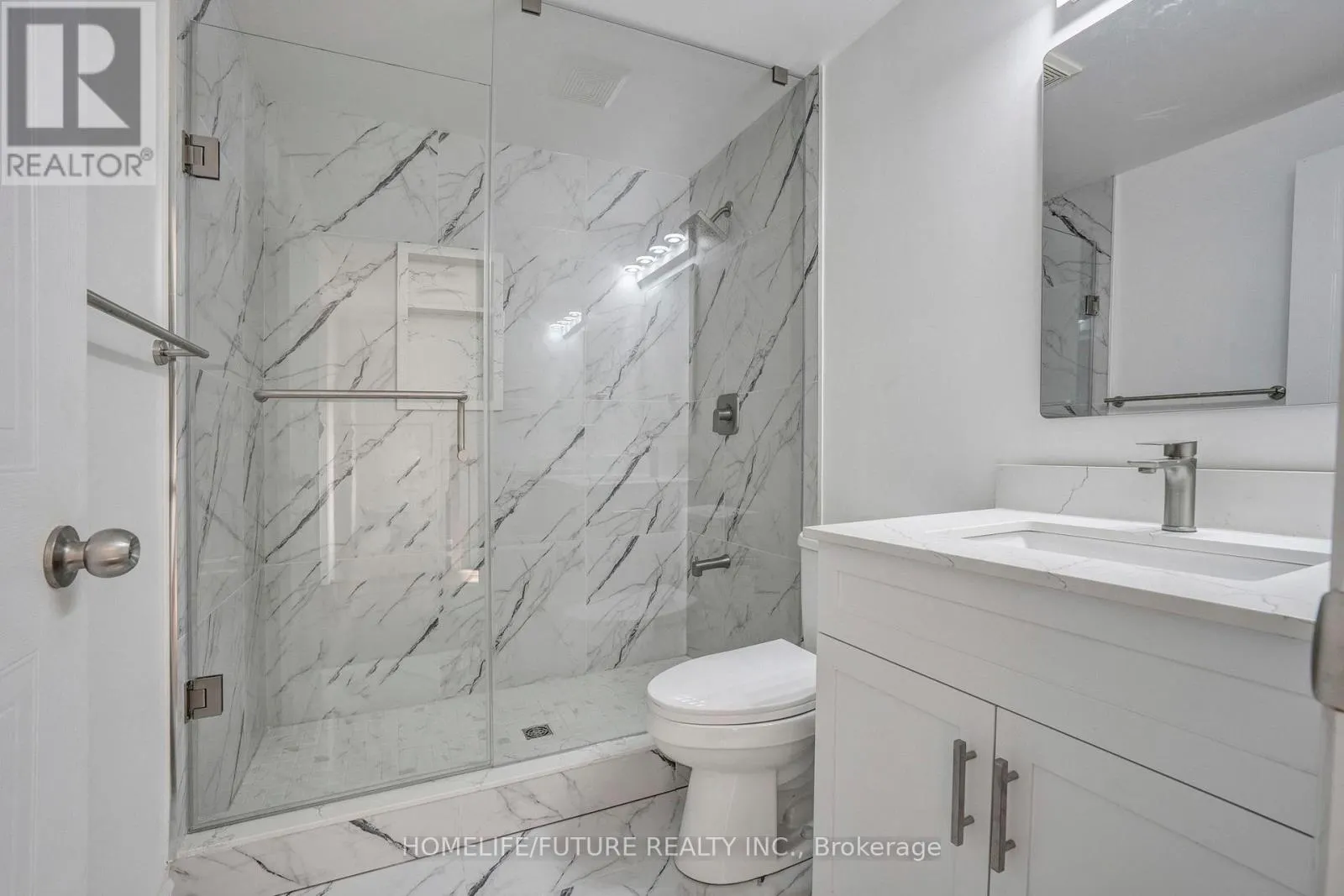 1803 DALHOUSIE CRESCENT