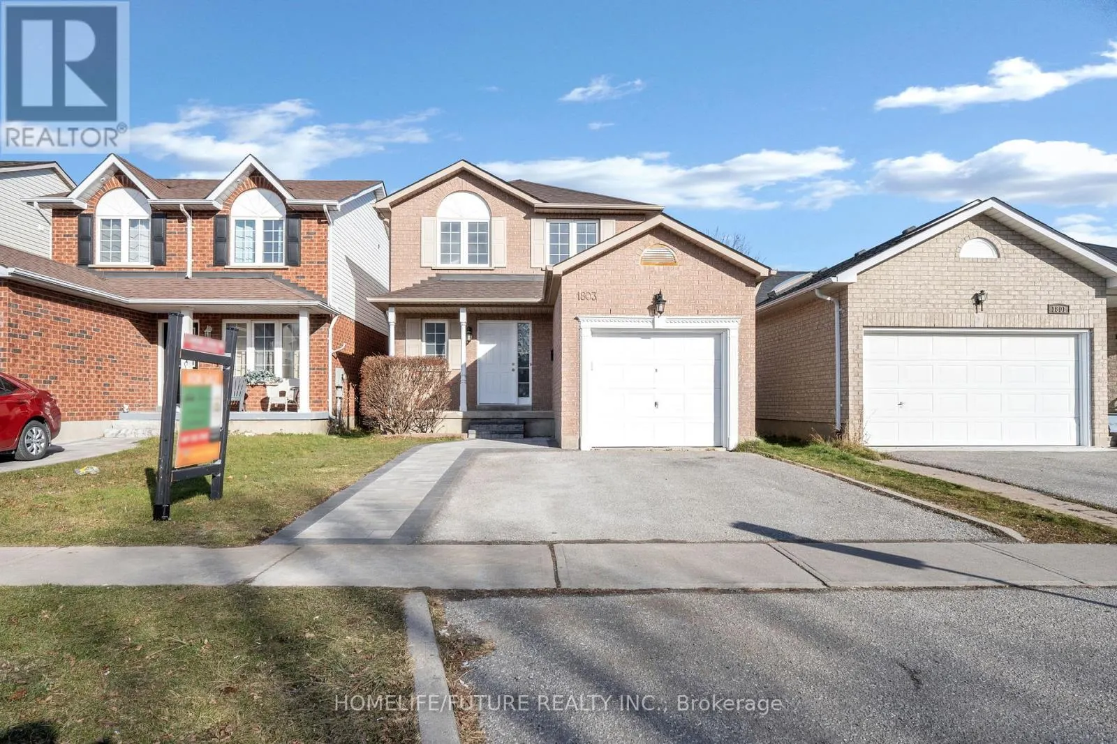 1803 DALHOUSIE CRESCENT