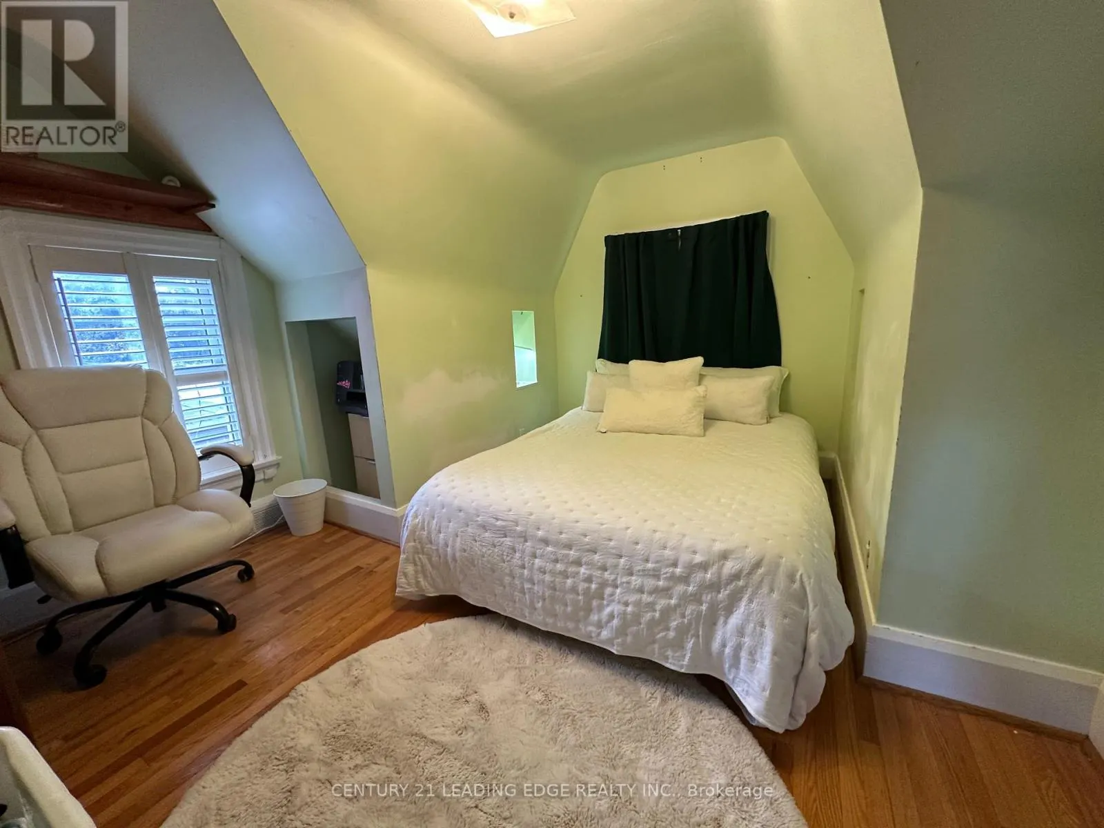 30 CADILLAC AVENUE N