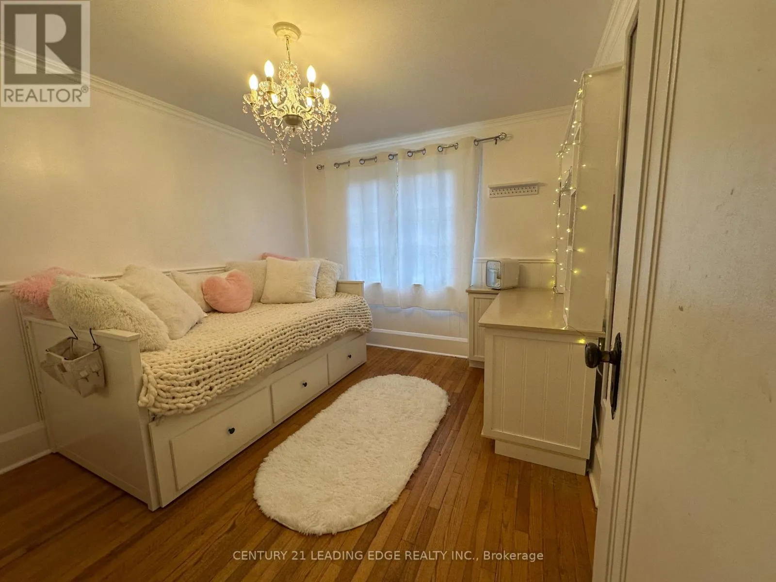 30 CADILLAC AVENUE N