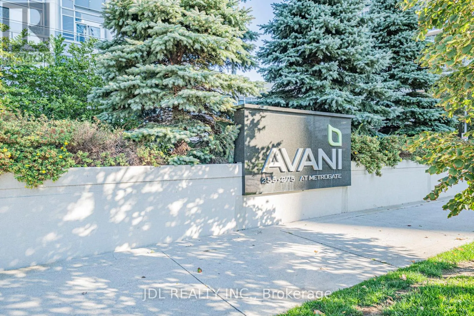 1402 - 255 VILLAGE GREEN SQUARE