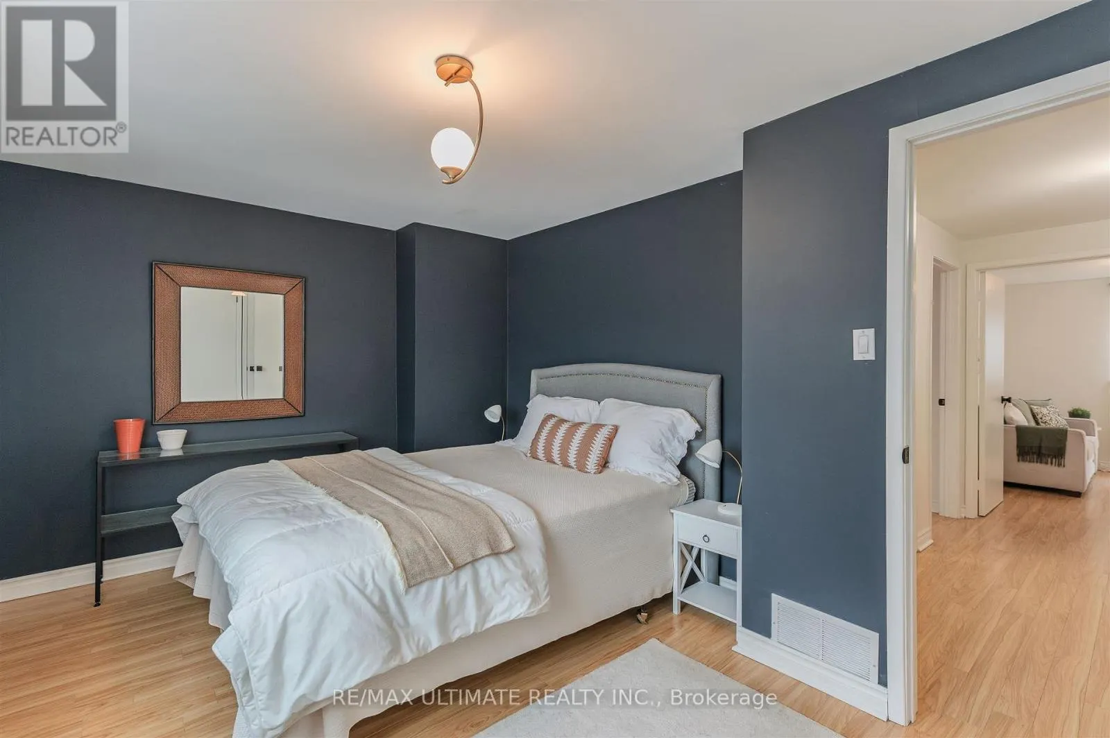 2 - 21 ROCKWOOD DRIVE