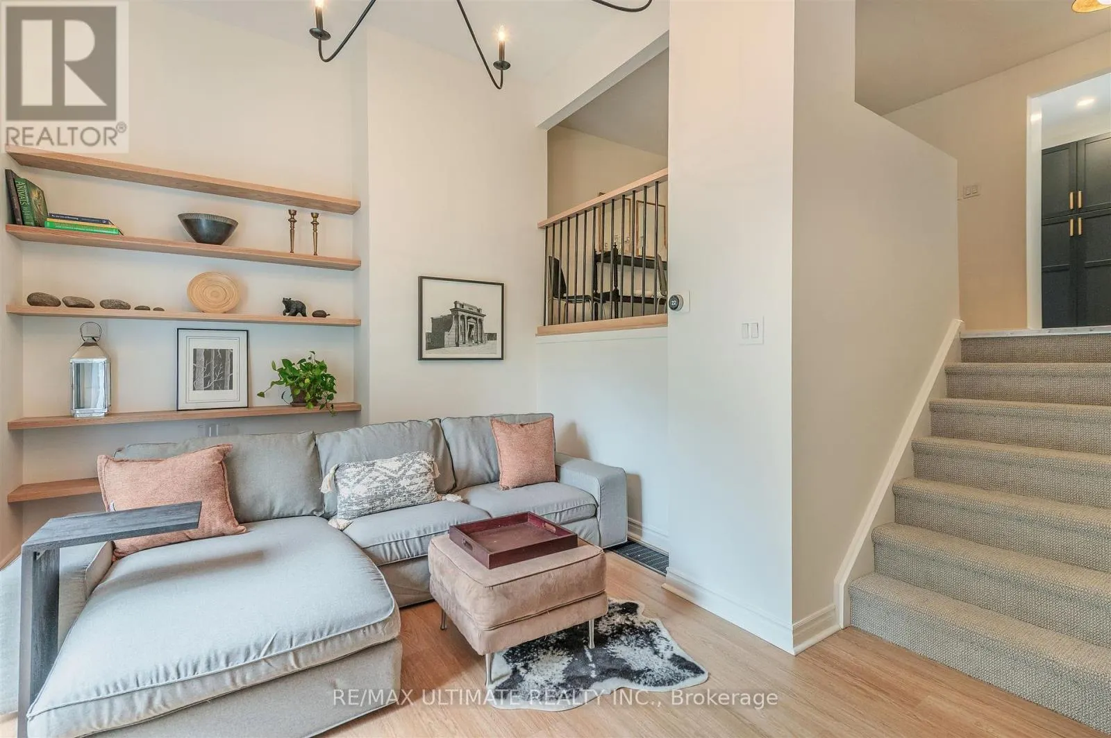 2 - 21 ROCKWOOD DRIVE