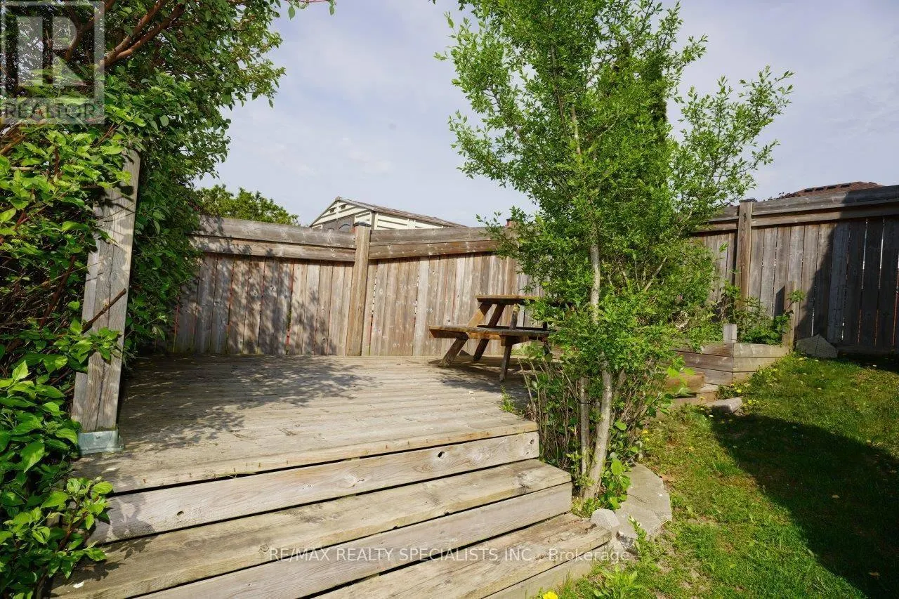 548 FALCONRIDGE DRIVE