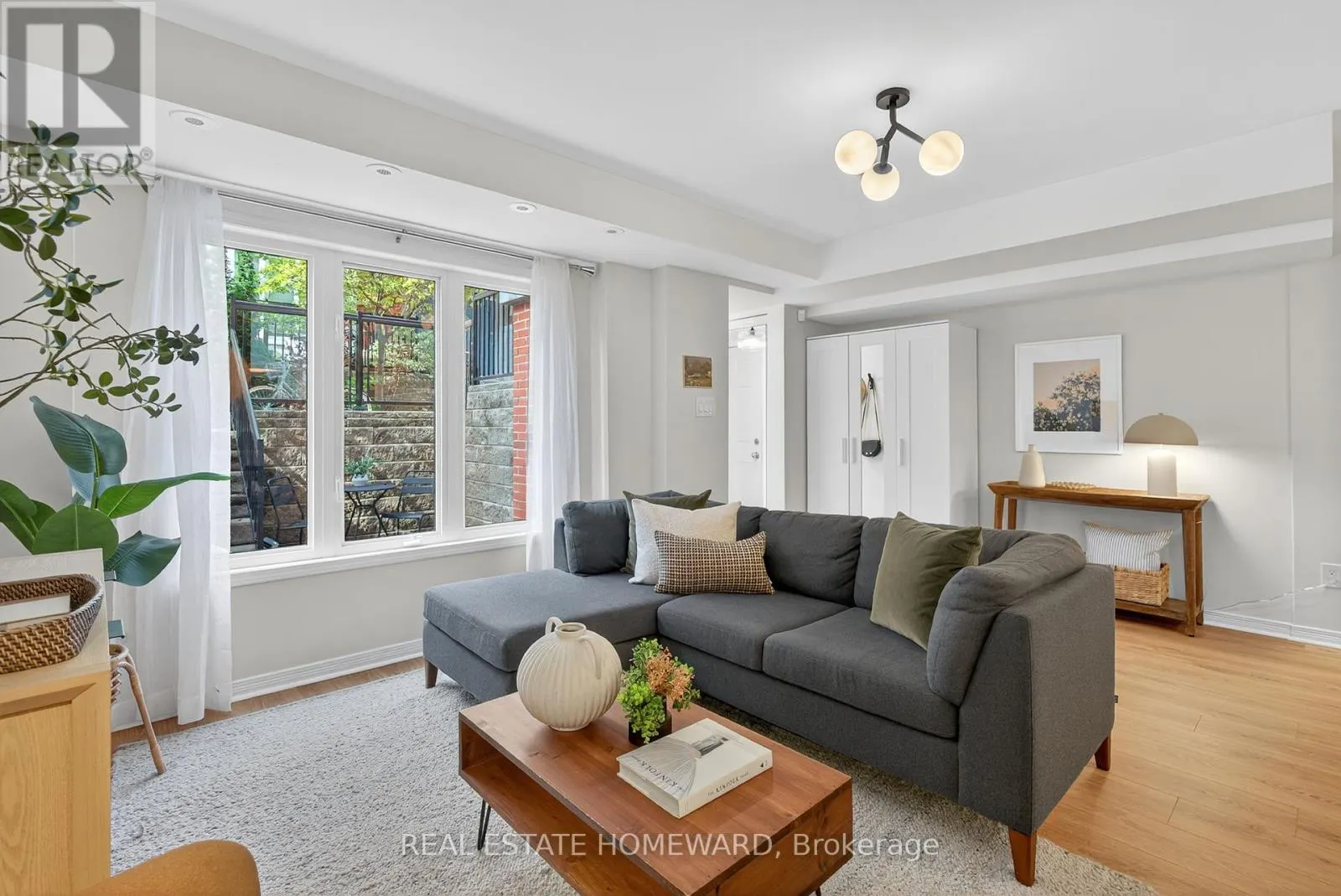 1 - 11 FRANCES LORING LANE