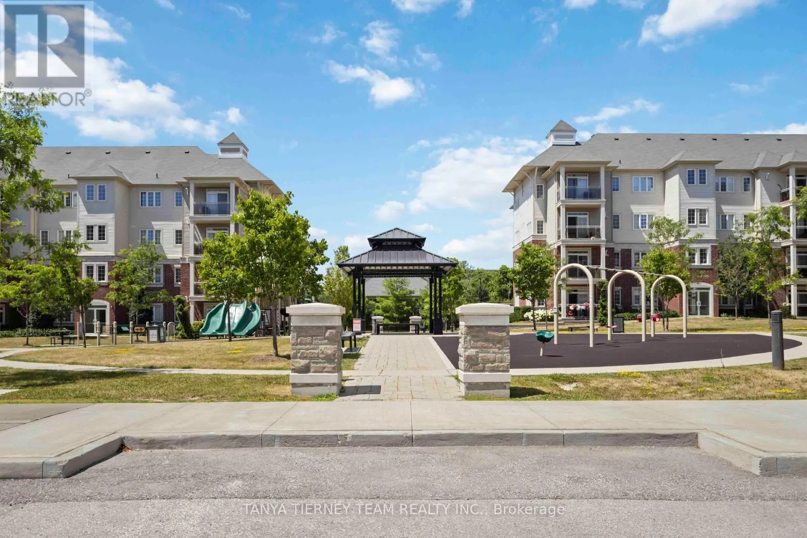 404 - 84 ASPEN SPRINGS DRIVE