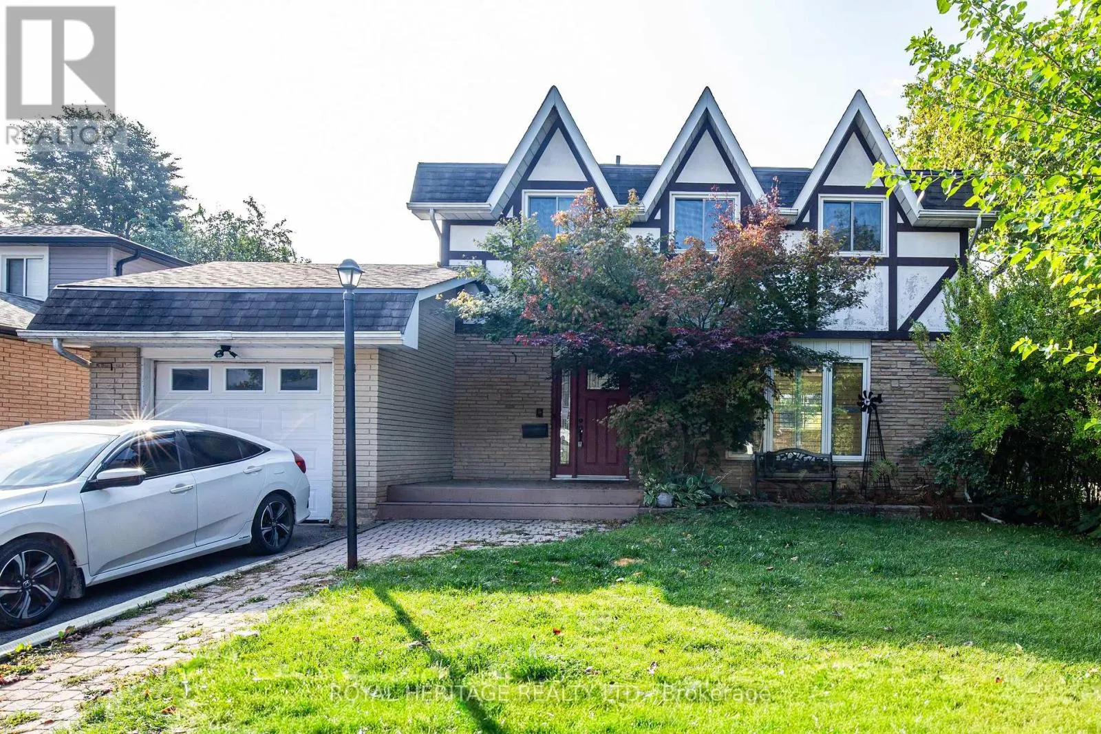 586 CREEKVIEW CIRCLE