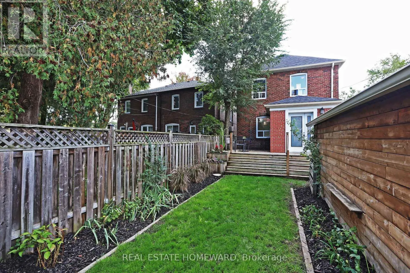 86 FLOYD AVENUE