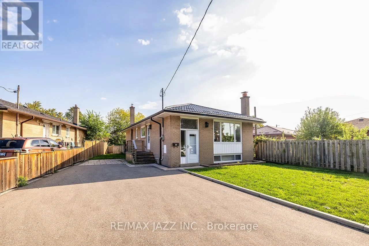 64 BAILEY CRESCENT
