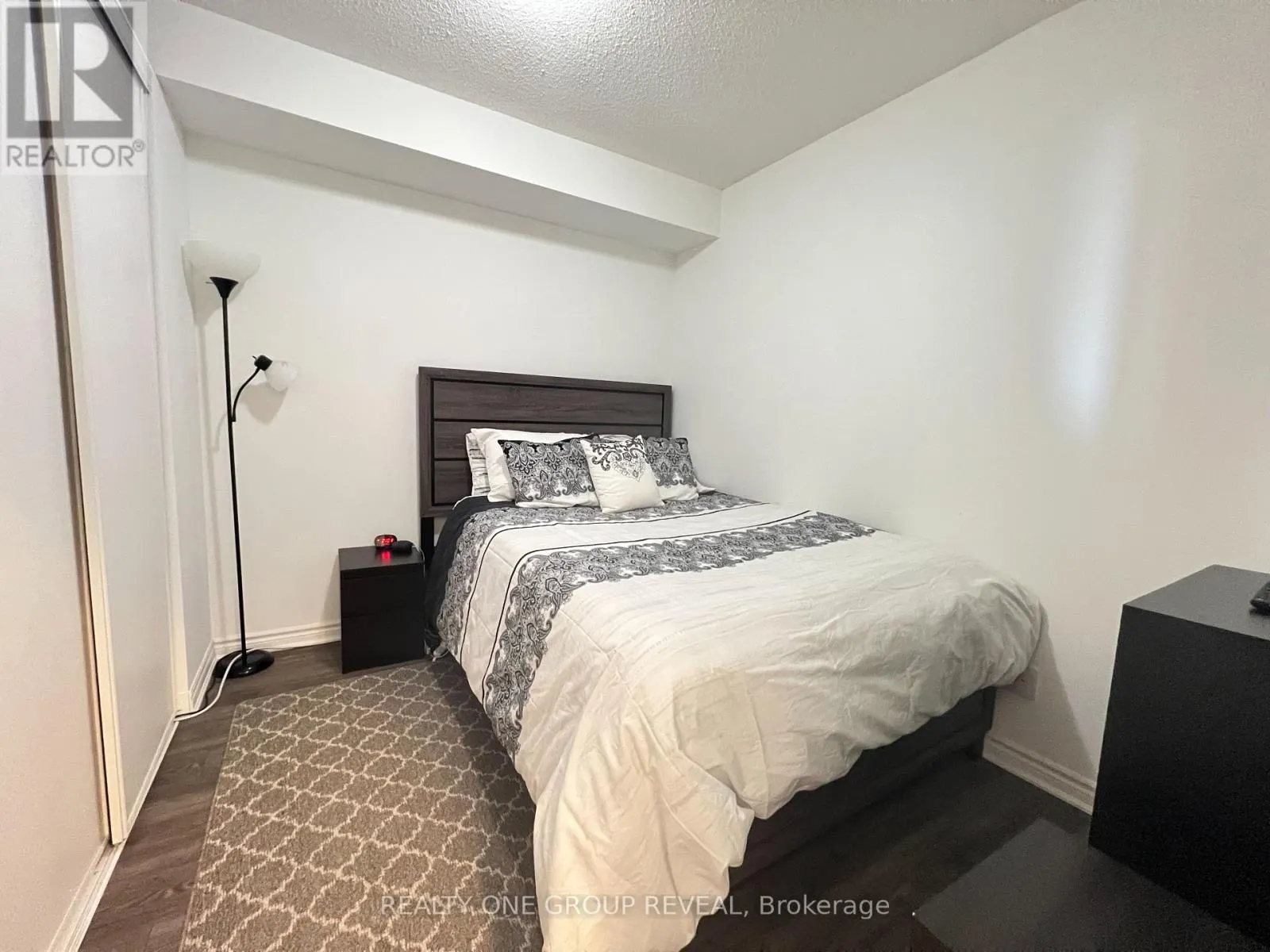 313 - 1 FALAISE ROAD