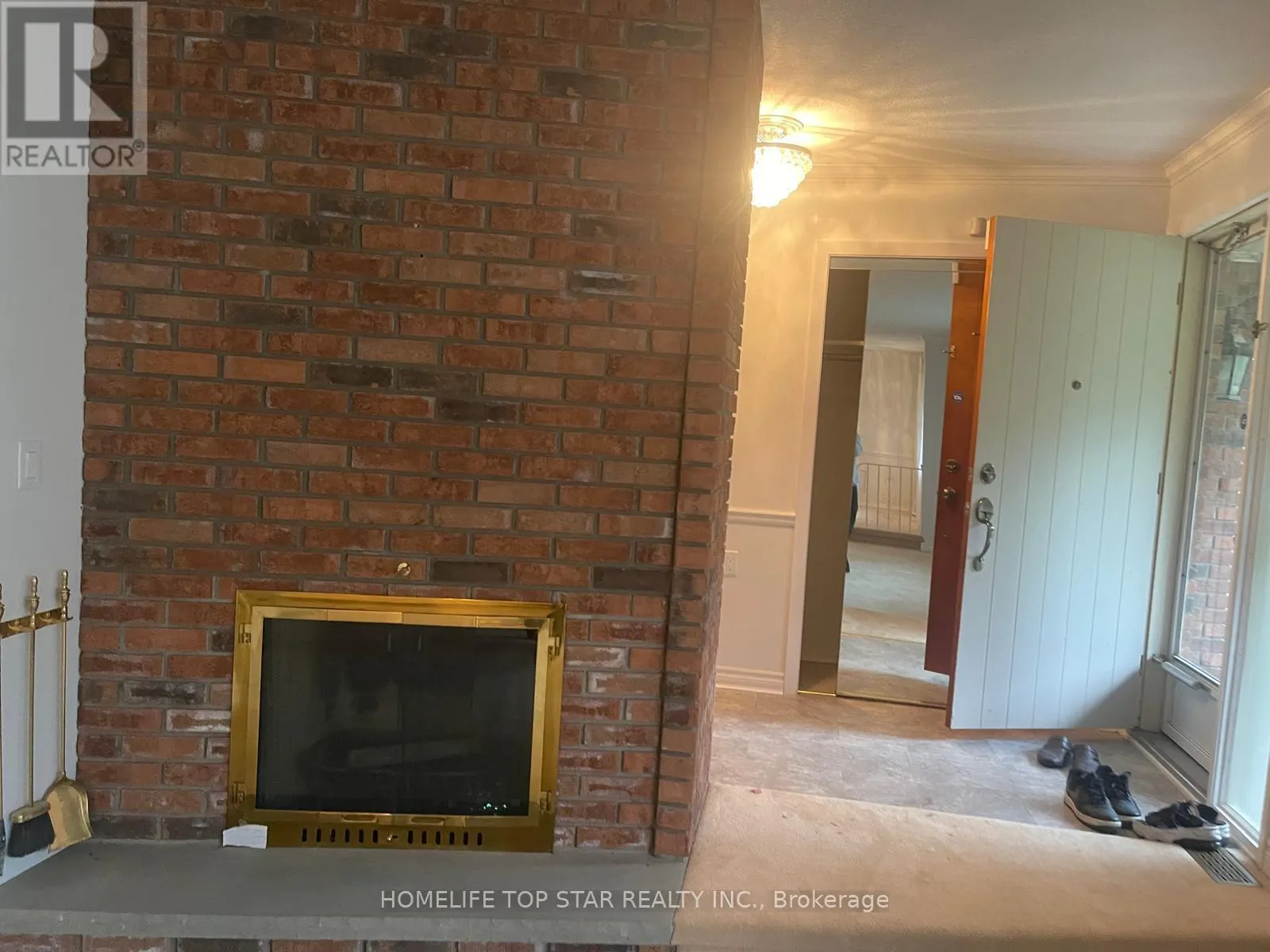 MAIN - 336 CONLIN ROAD E