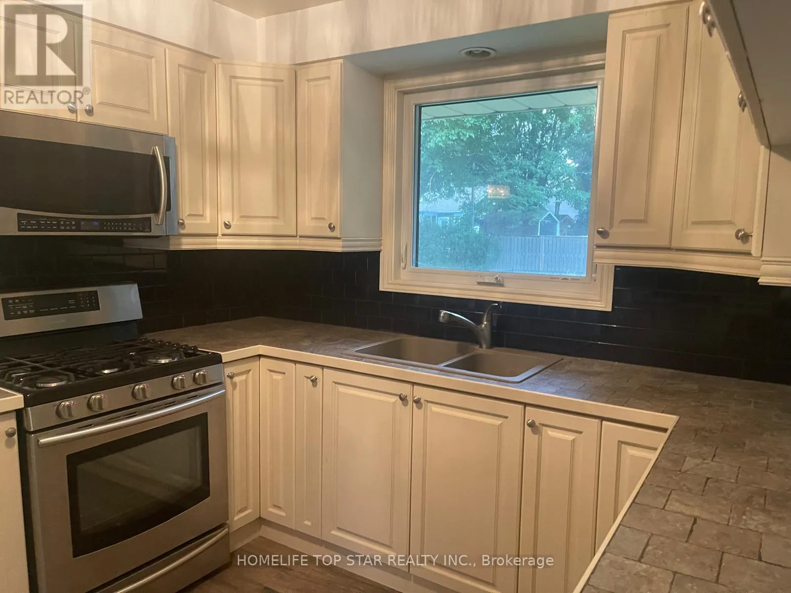 MAIN - 336 CONLIN ROAD E