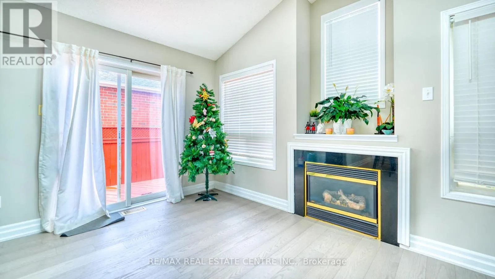 37 SHENANDOAH DRIVE