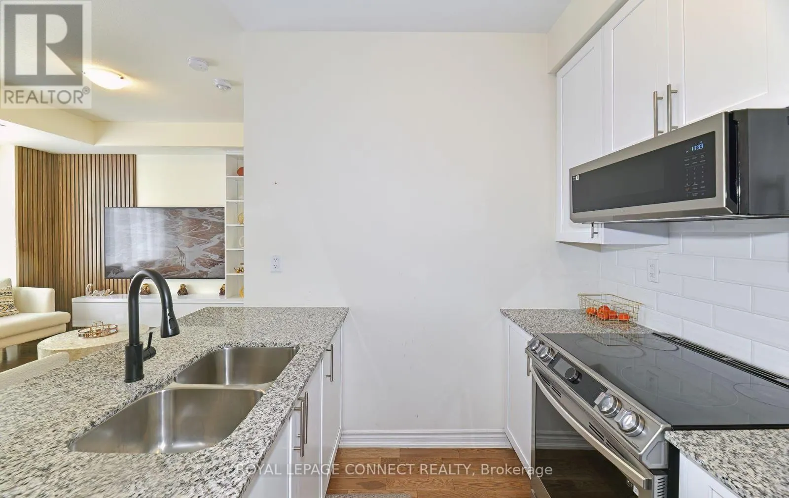 492 SALEM ROAD S