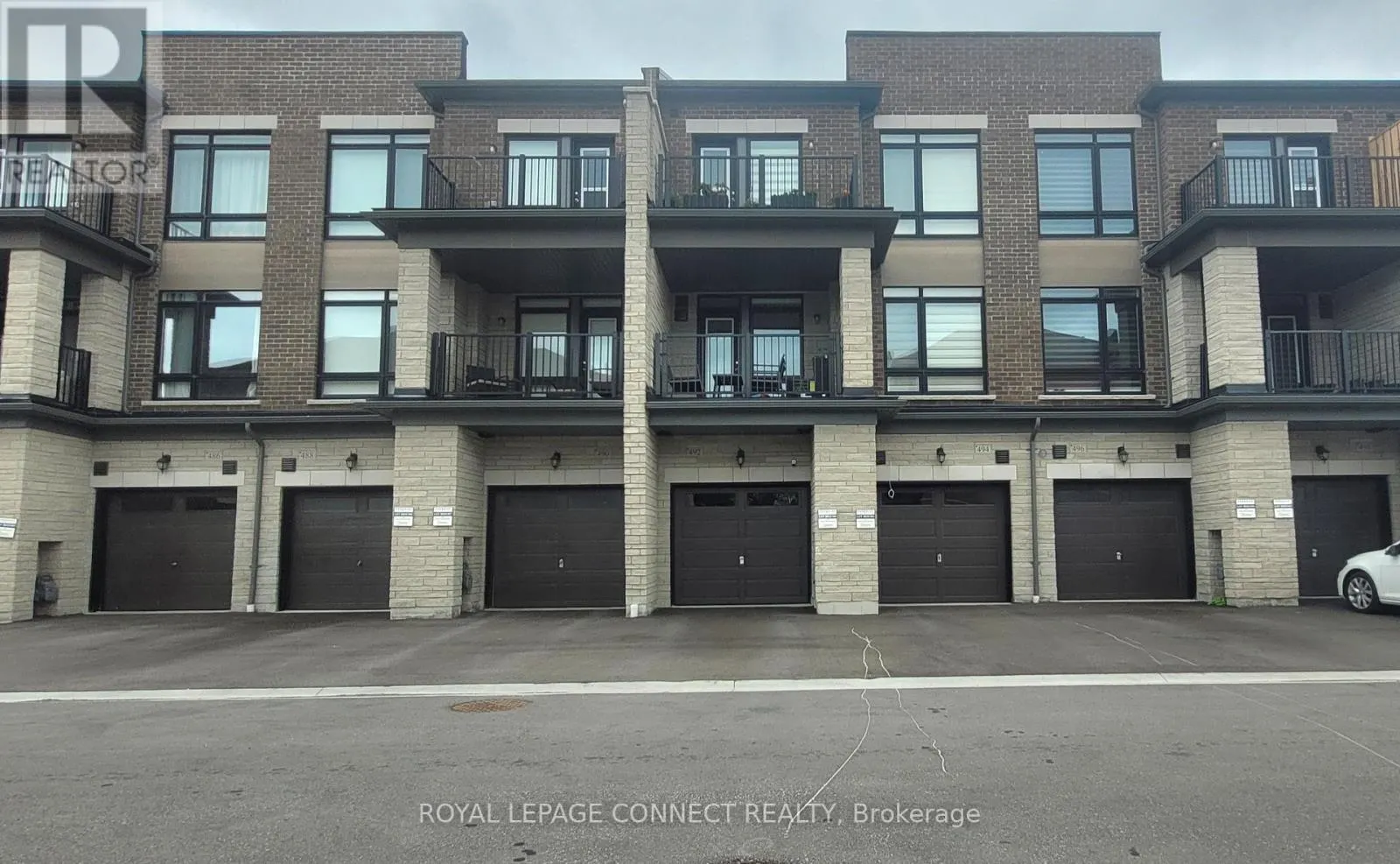 492 SALEM ROAD S