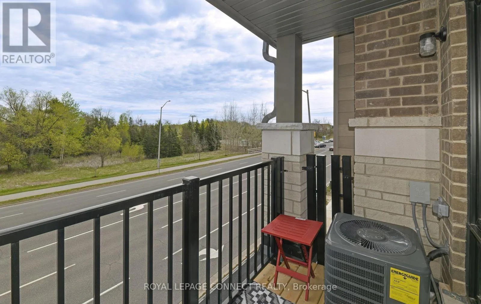 492 SALEM ROAD S