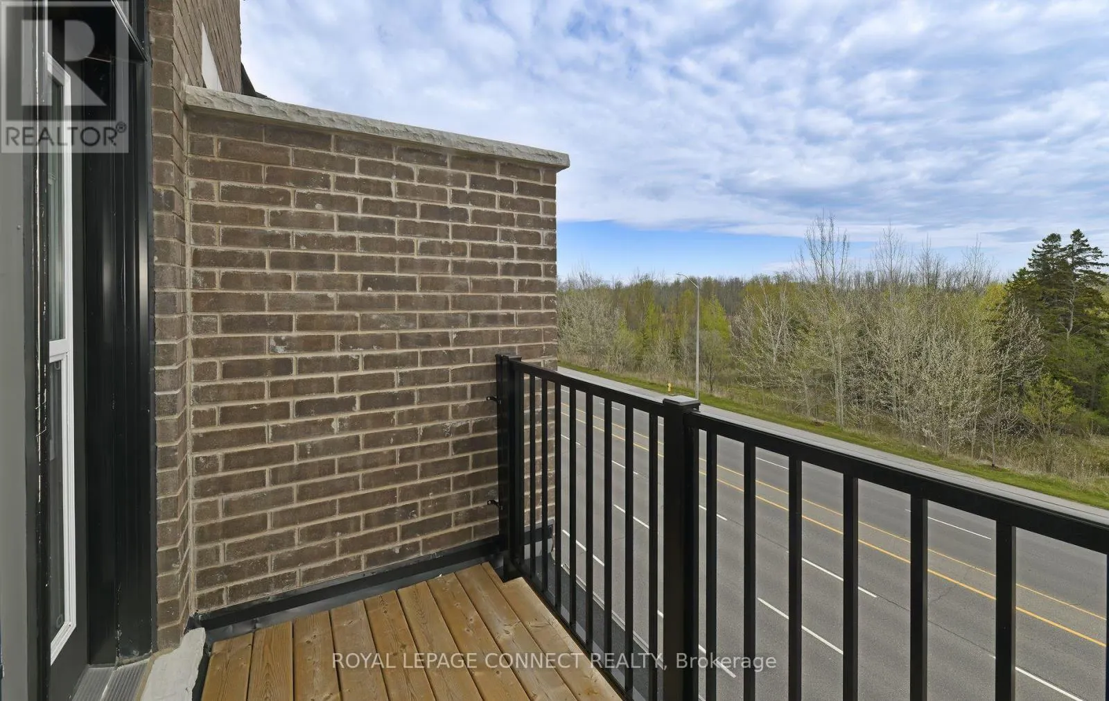492 SALEM ROAD S