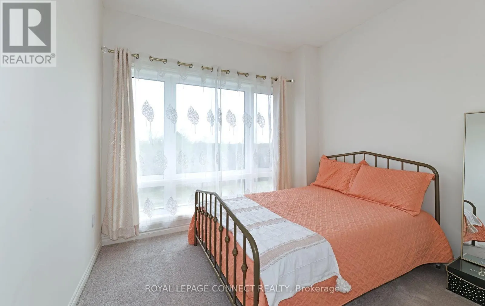 492 SALEM ROAD S