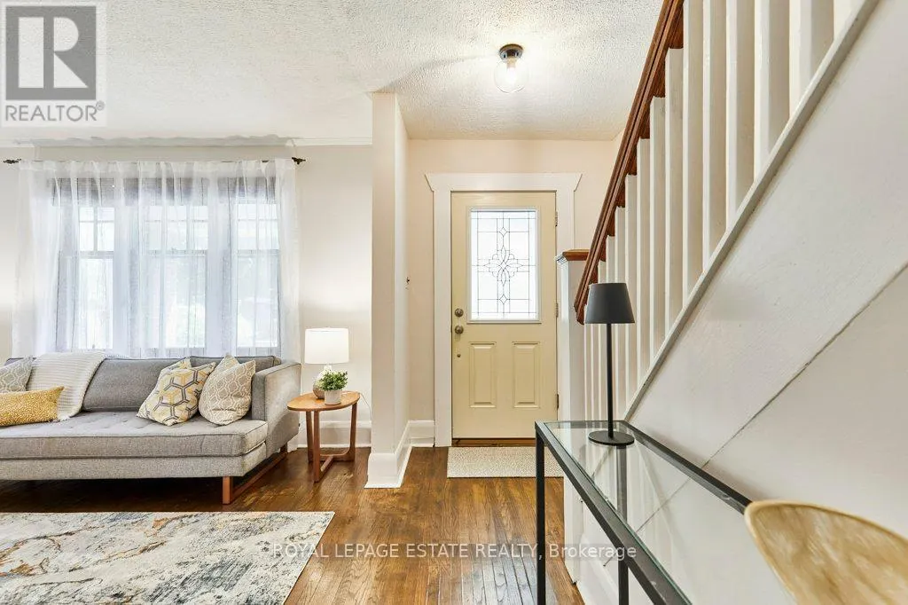 44 BIRCHMOUNT ROAD