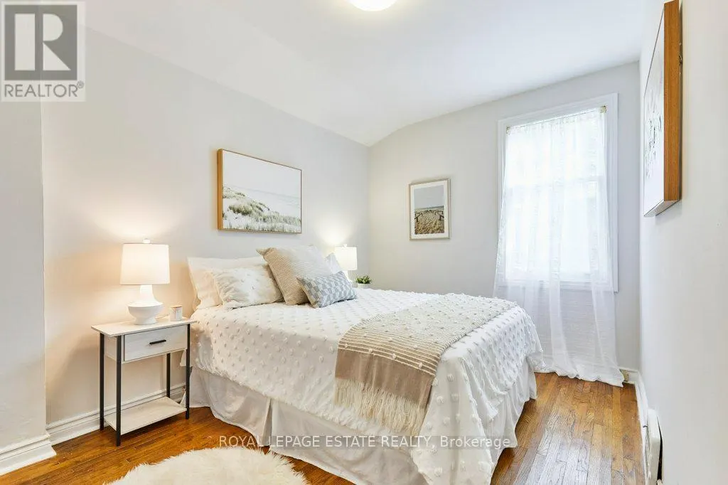 44 BIRCHMOUNT ROAD