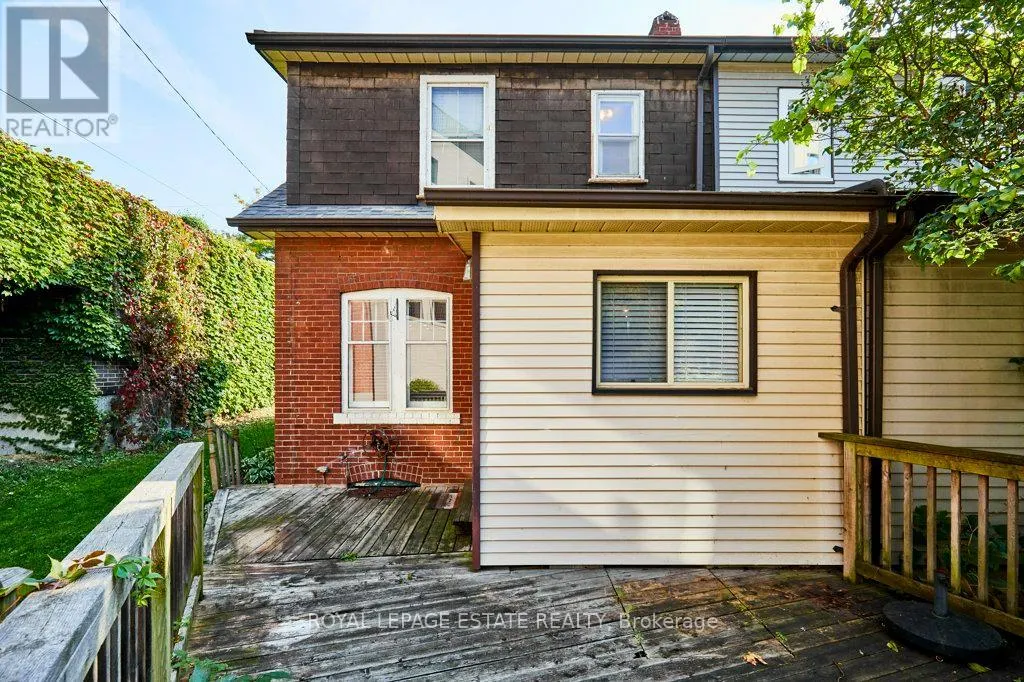44 BIRCHMOUNT ROAD