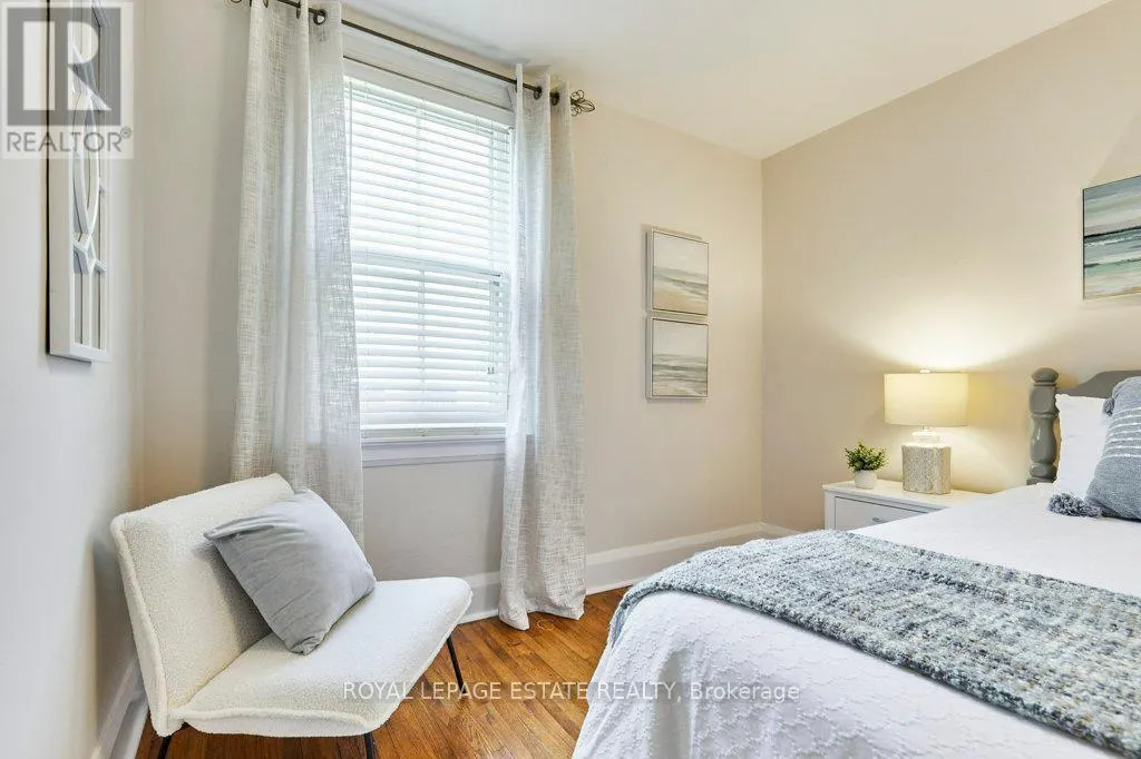 44 BIRCHMOUNT ROAD