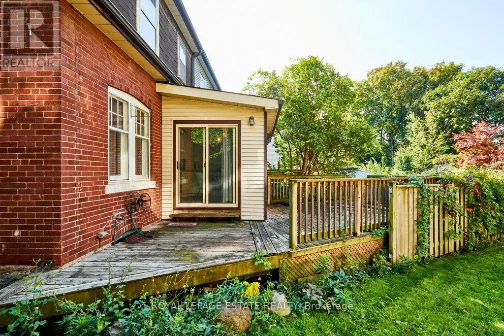 44 BIRCHMOUNT ROAD