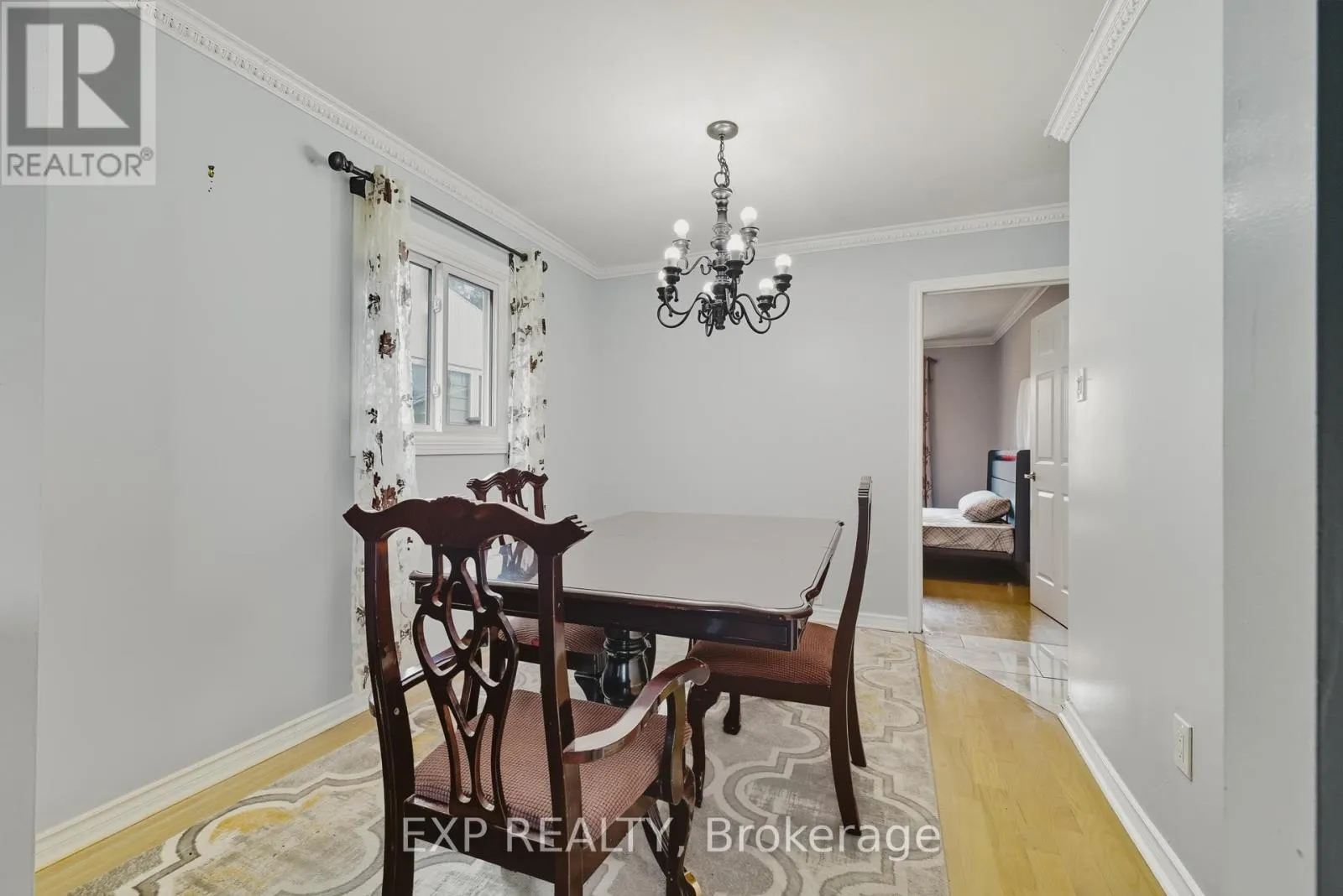 2 BLACKBURN CRESCENT