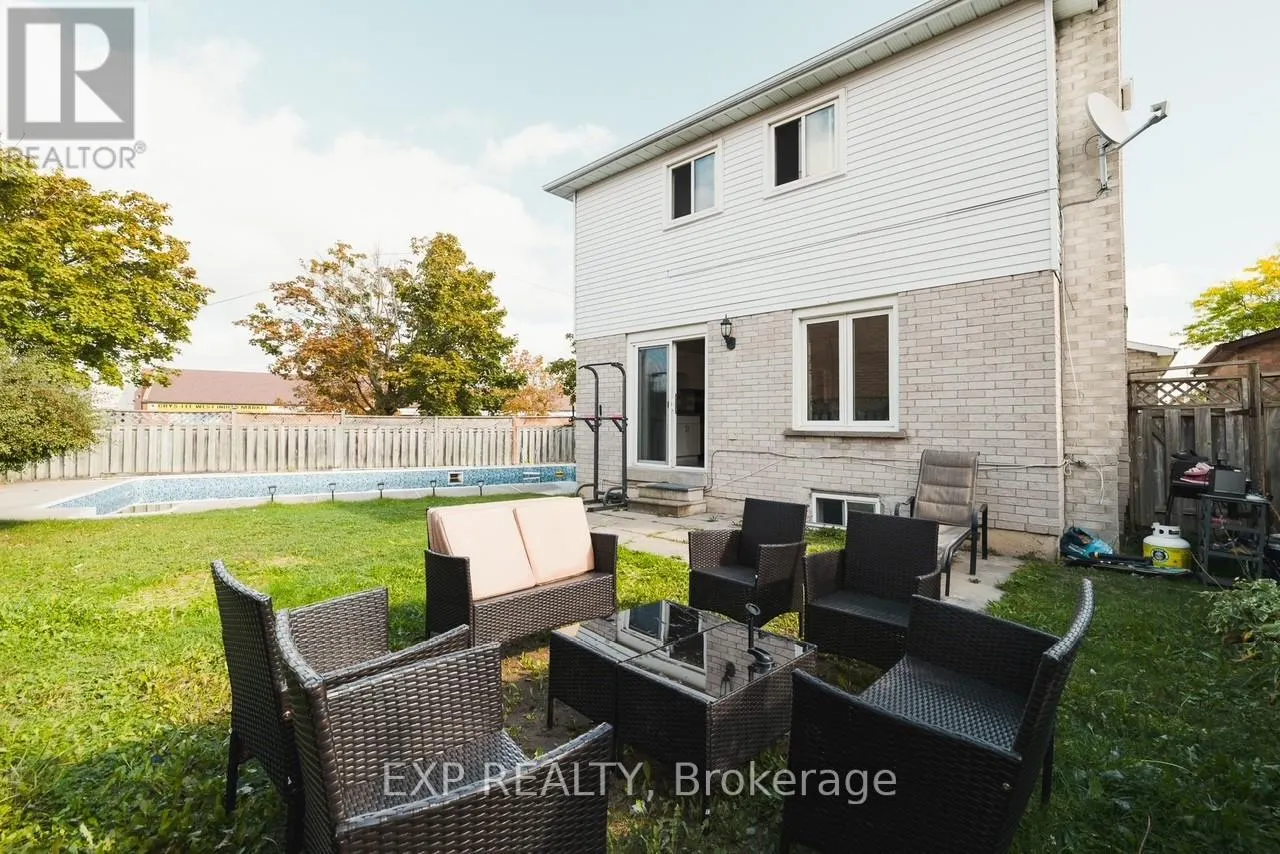 2 BLACKBURN CRESCENT