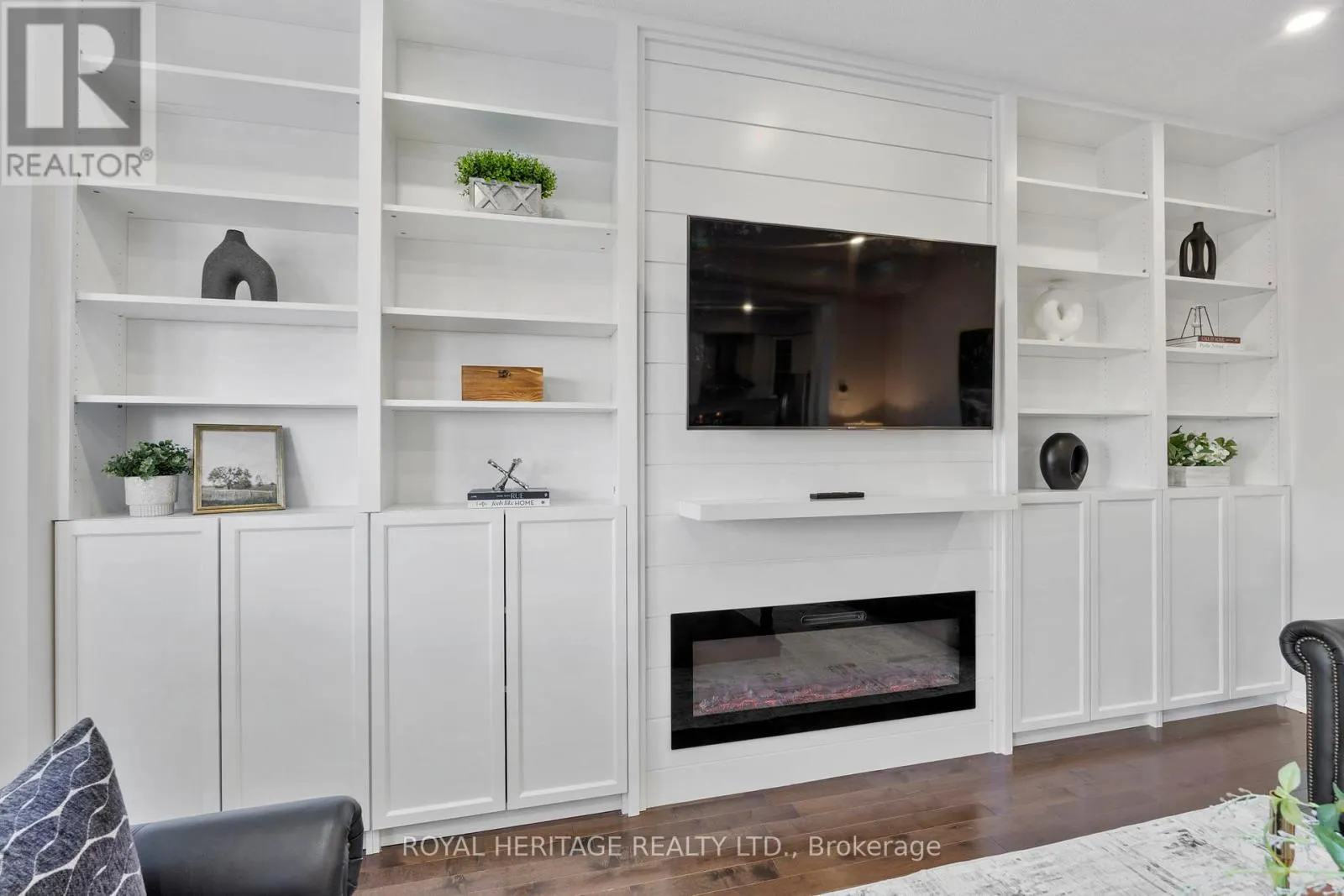 86 NORTHGLEN BOULEVARD