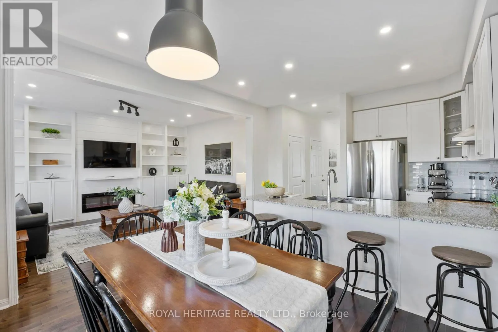 86 NORTHGLEN BOULEVARD