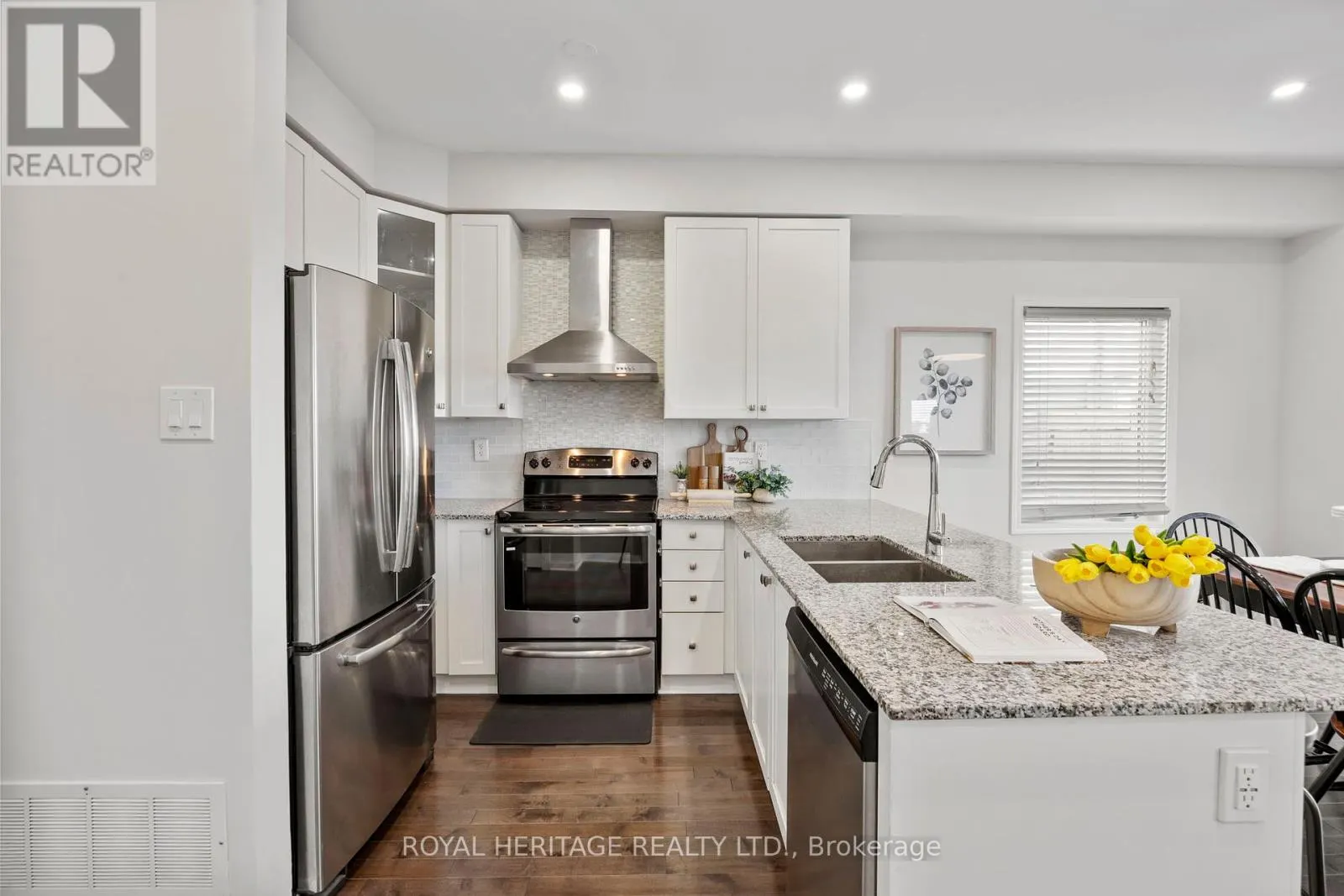 86 NORTHGLEN BOULEVARD
