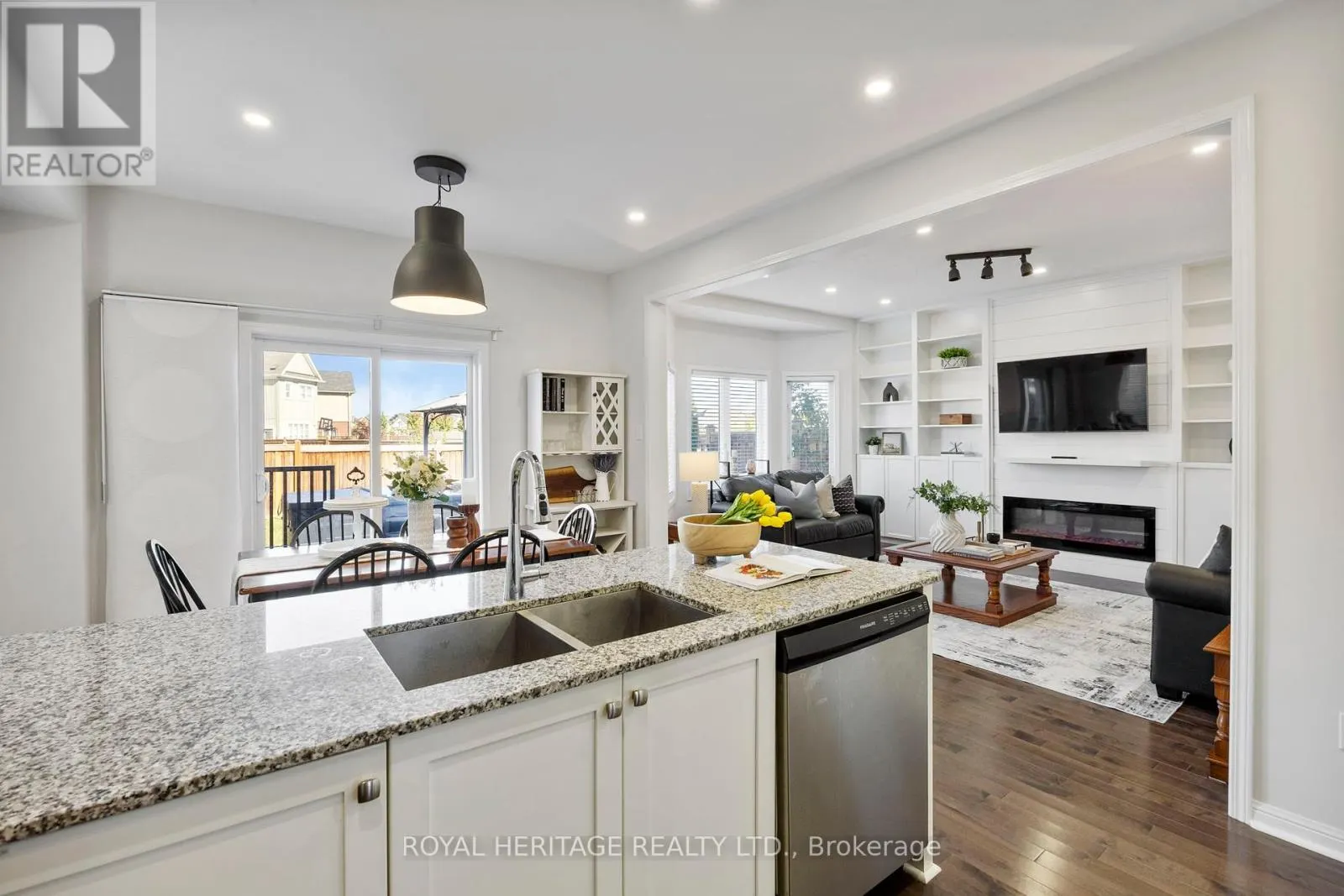 86 NORTHGLEN BOULEVARD