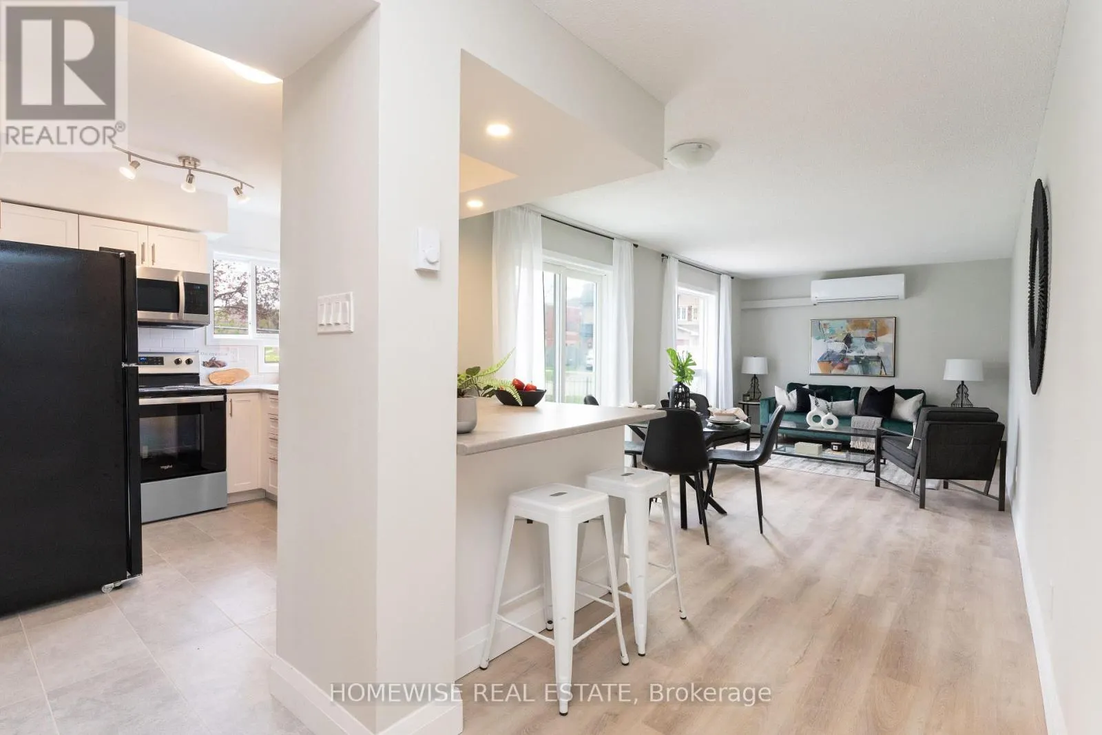 D3 - 240 ORMOND DRIVE