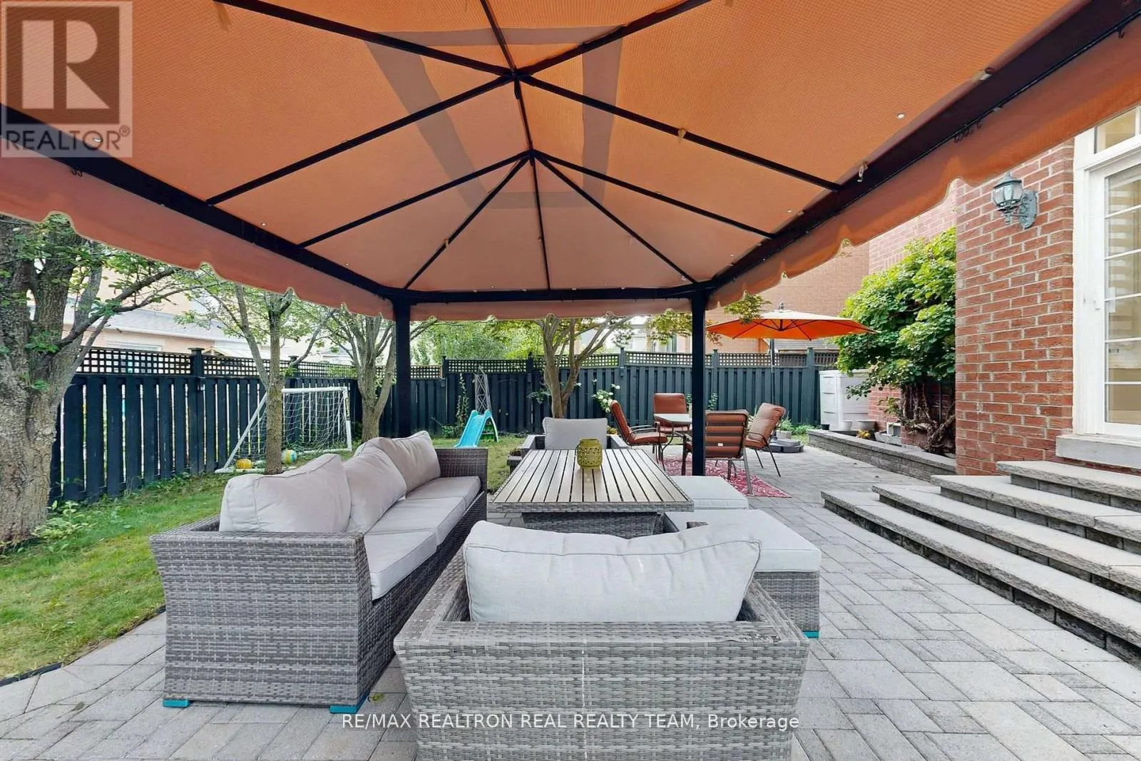 89 CACHET BOULEVARD