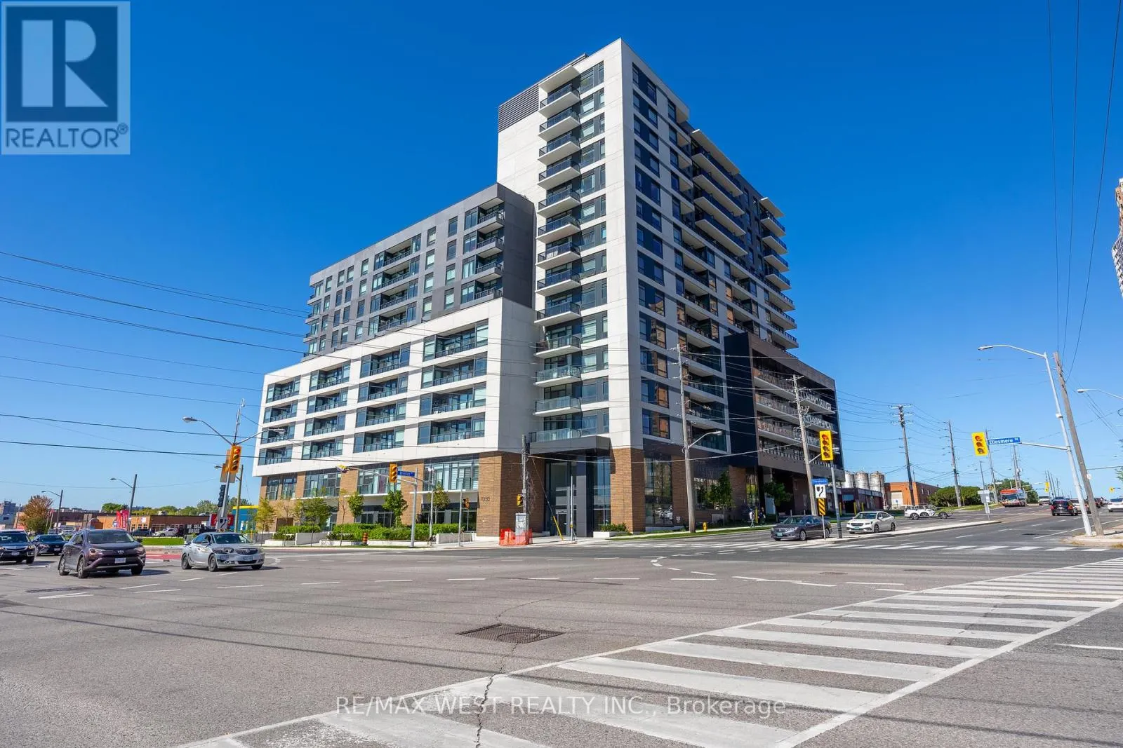 1350 ELLESMERE ROAD