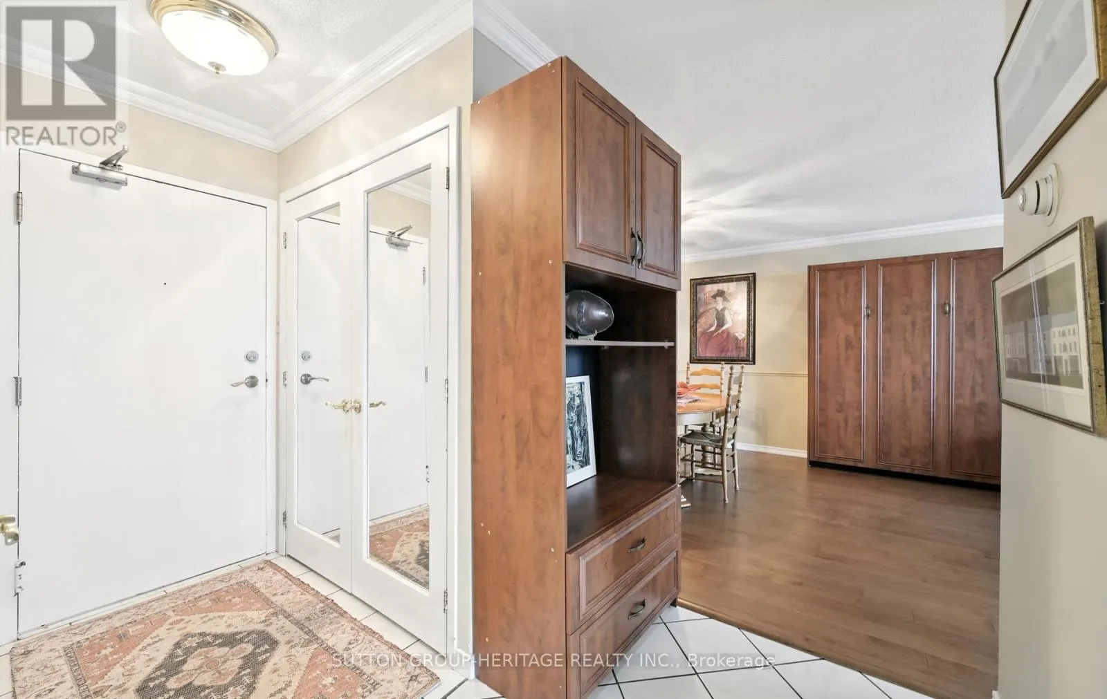 908 - 360 WATSON STREET W