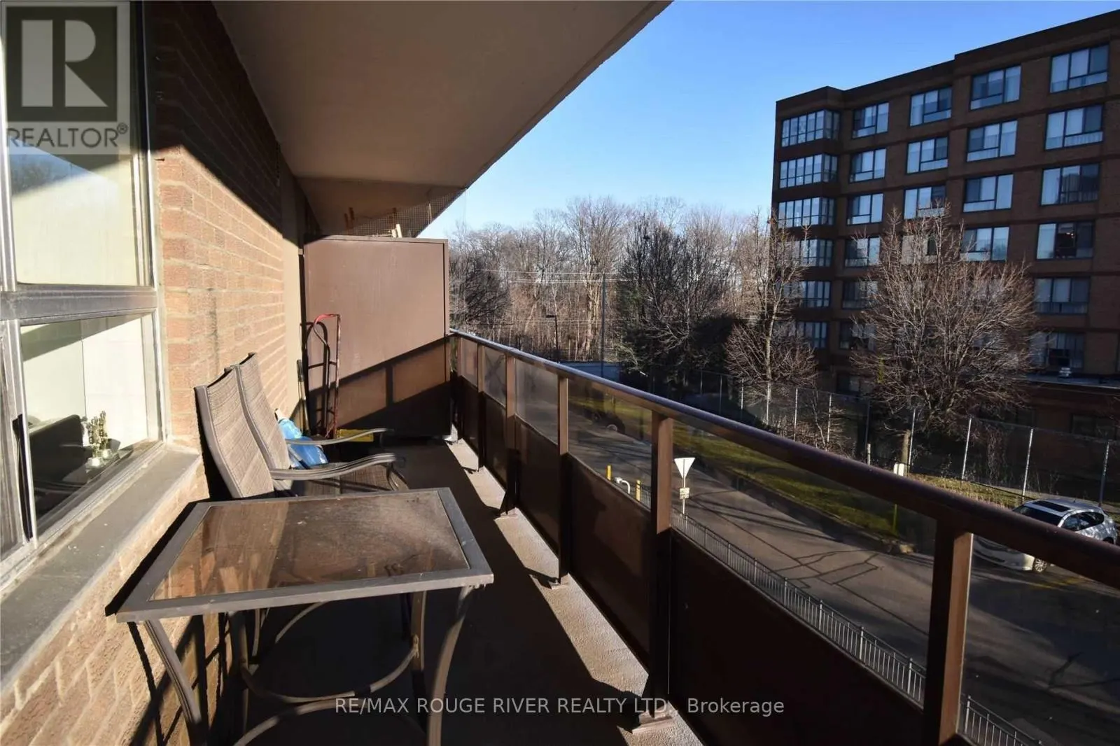 303 - 180 MARKHAM ROAD