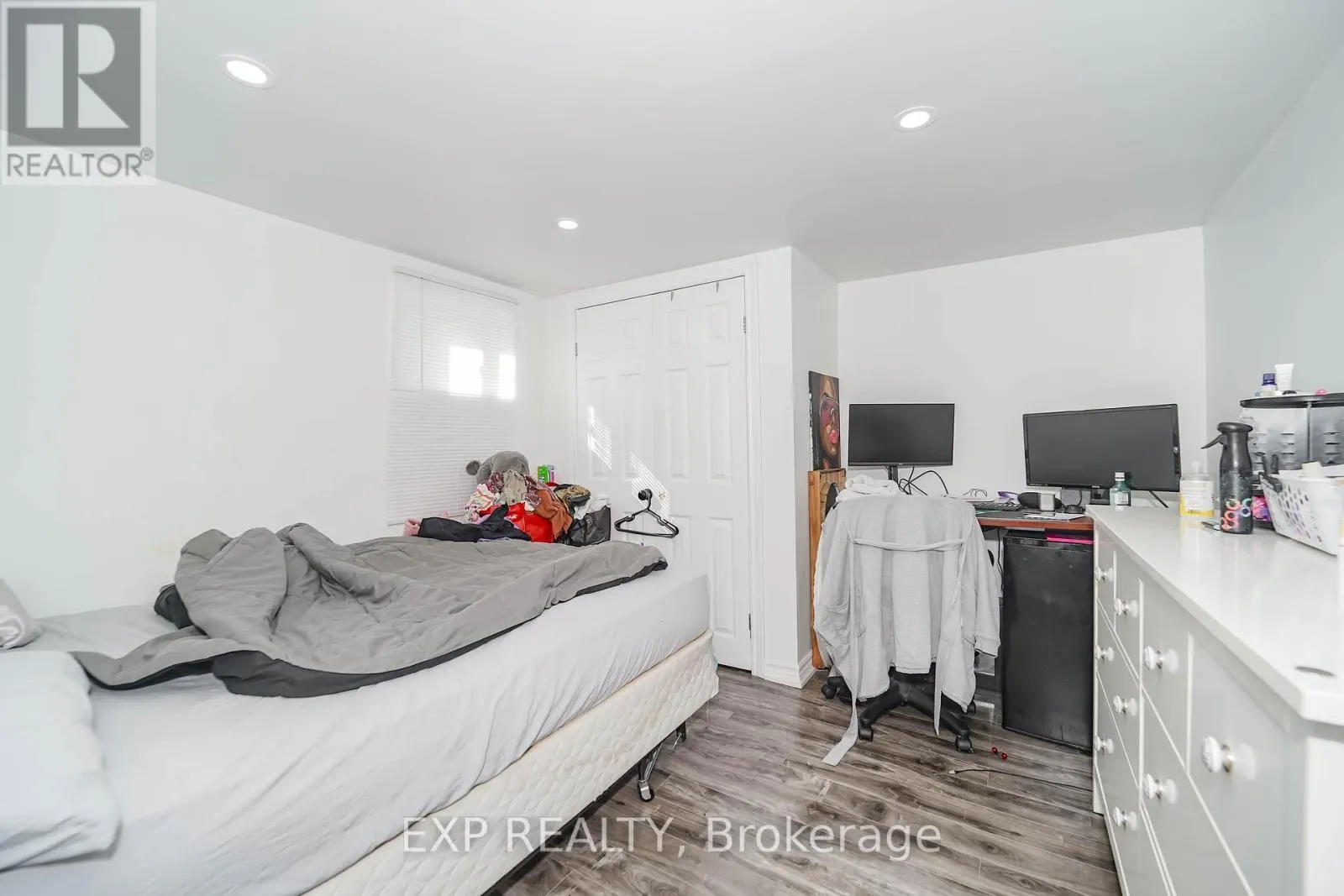 11 BUCANNAN ROAD