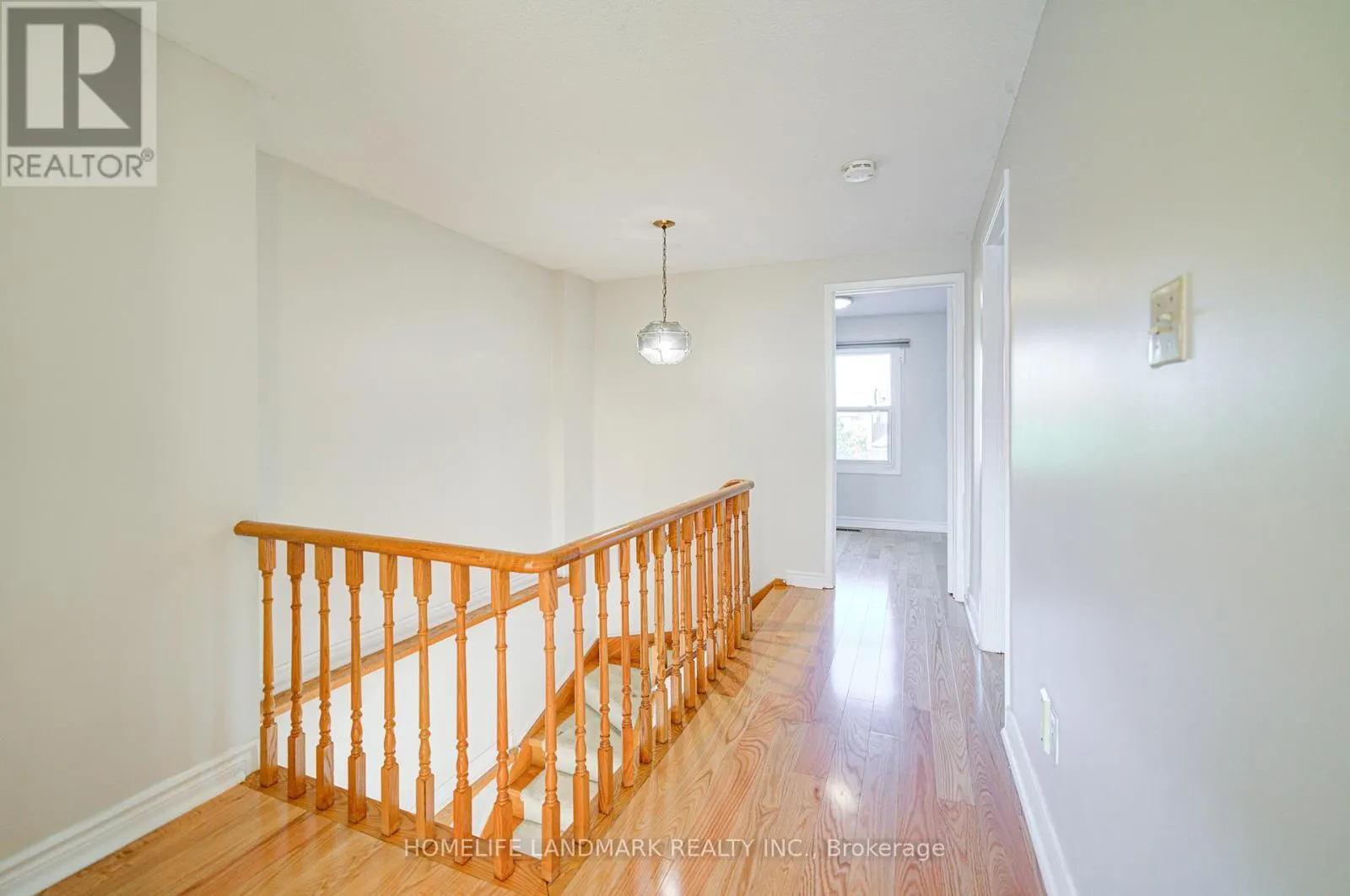 79 SANDYHOOK SQUARE