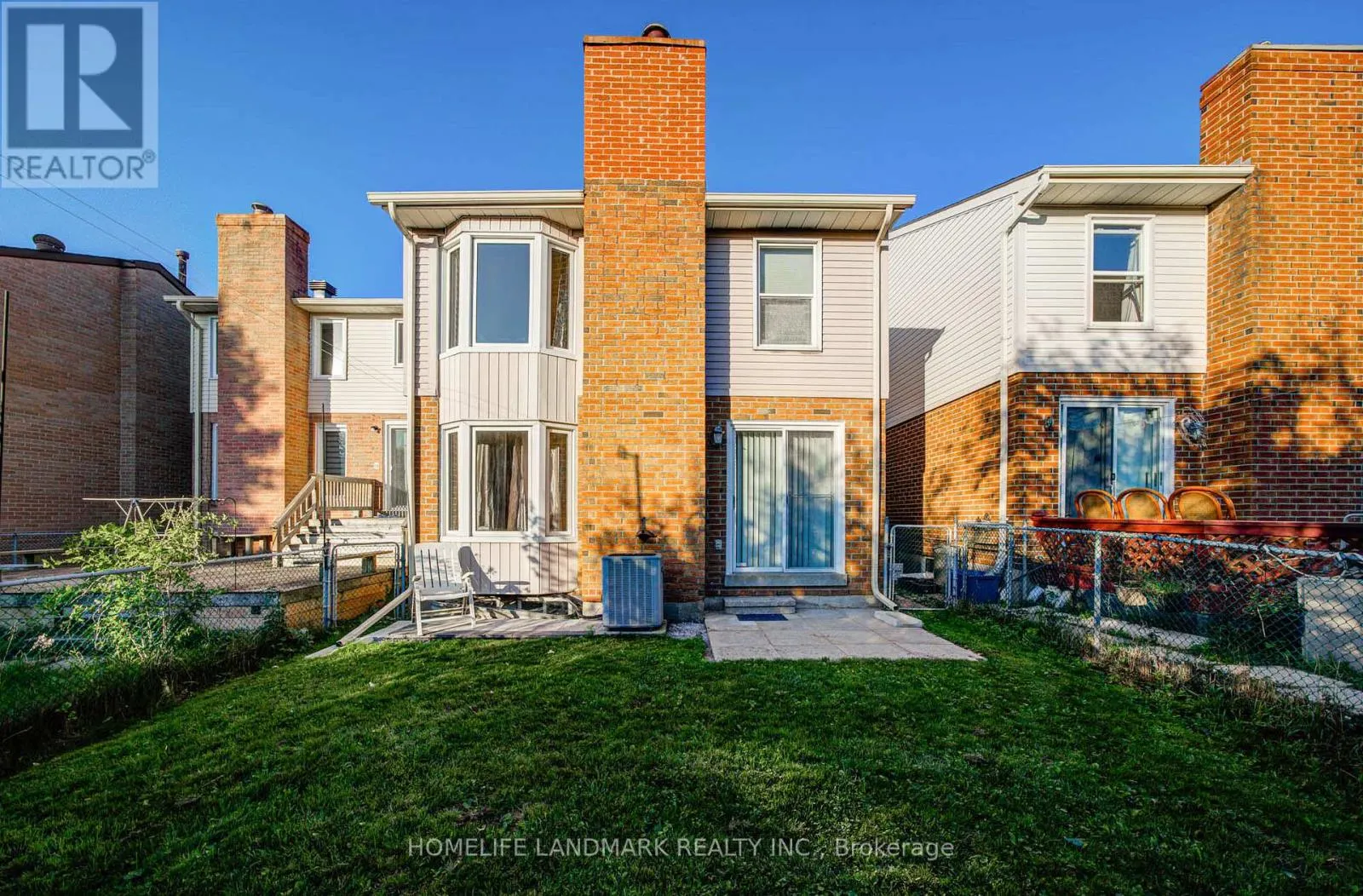 79 SANDYHOOK SQUARE