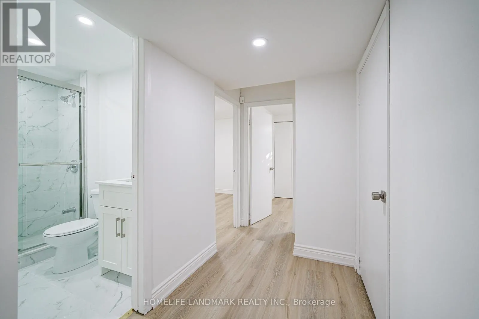79 SANDYHOOK SQUARE