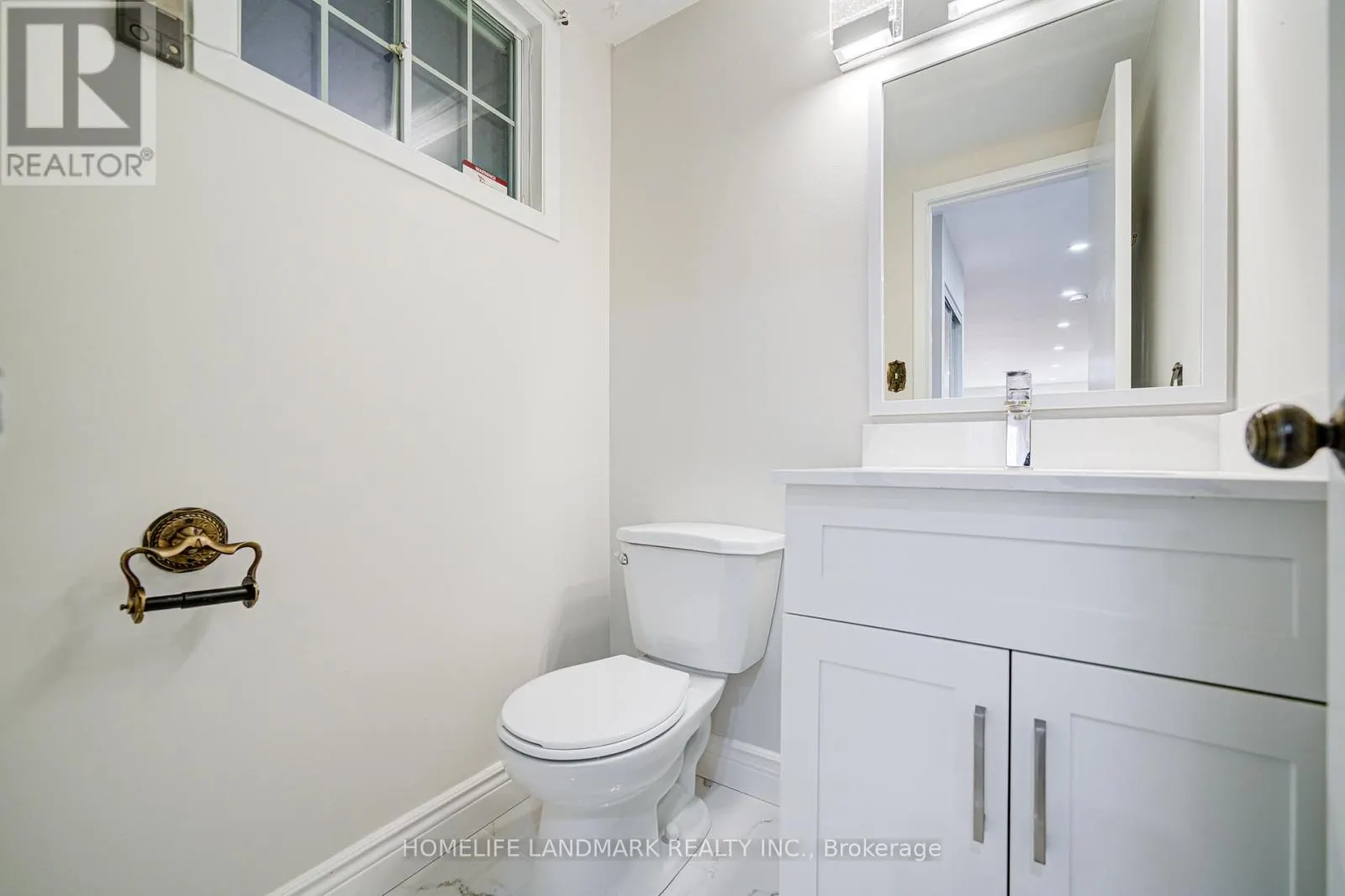 79 SANDYHOOK SQUARE