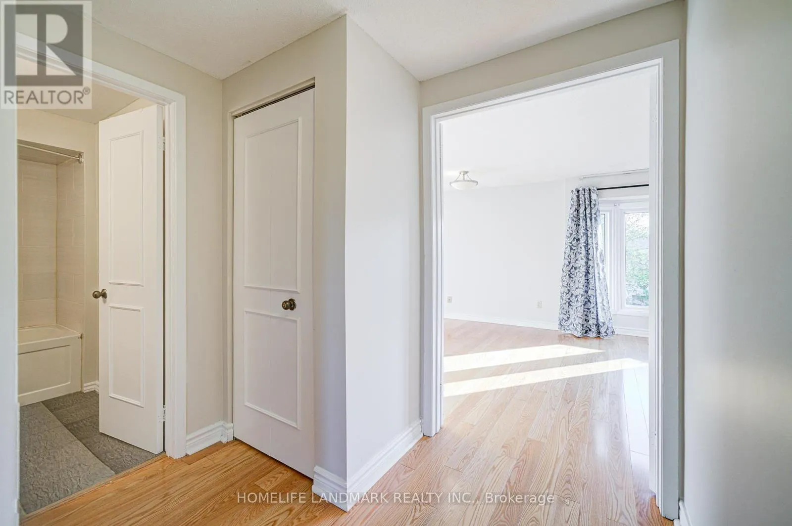 79 SANDYHOOK SQUARE