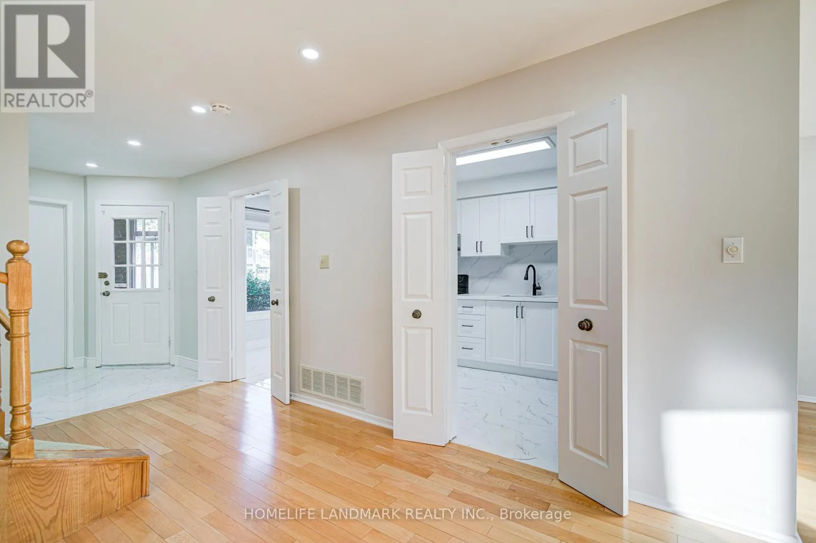 79 SANDYHOOK SQUARE