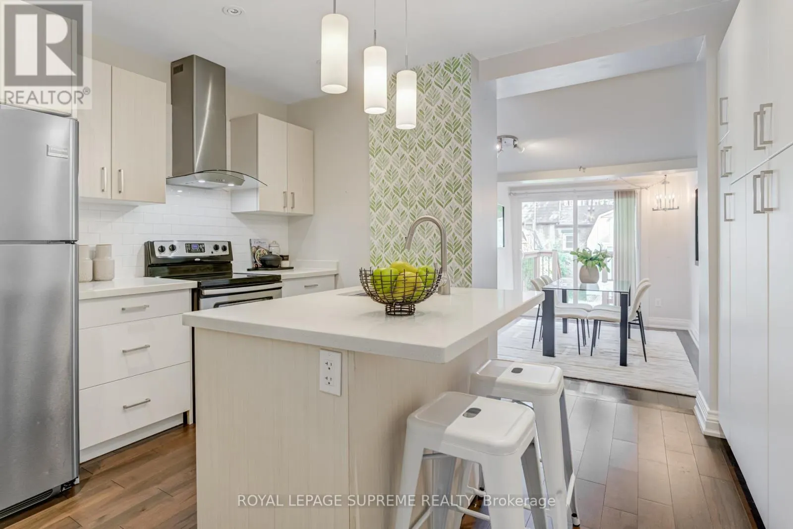 313 CEDARVALE AVENUE