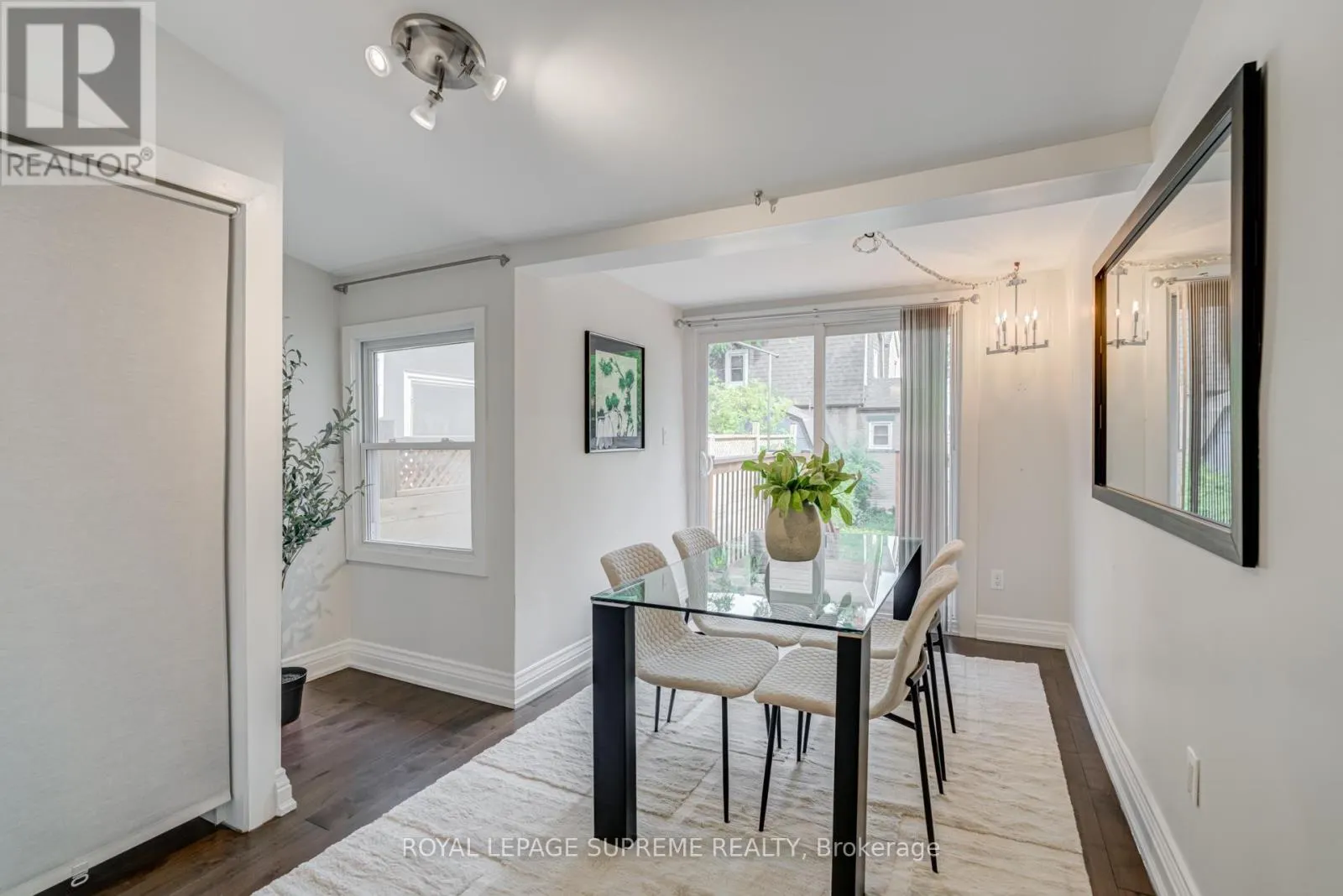 313 CEDARVALE AVENUE