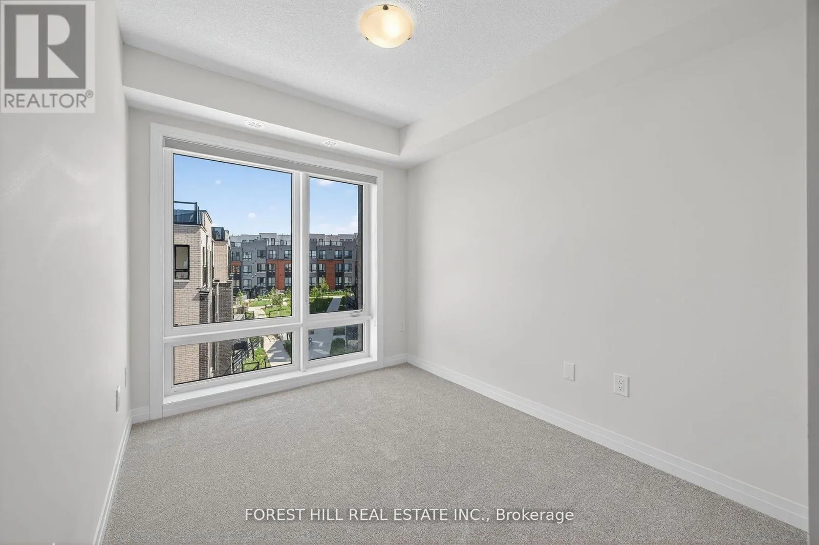 16 - 165 TAPSCOTT ROAD
