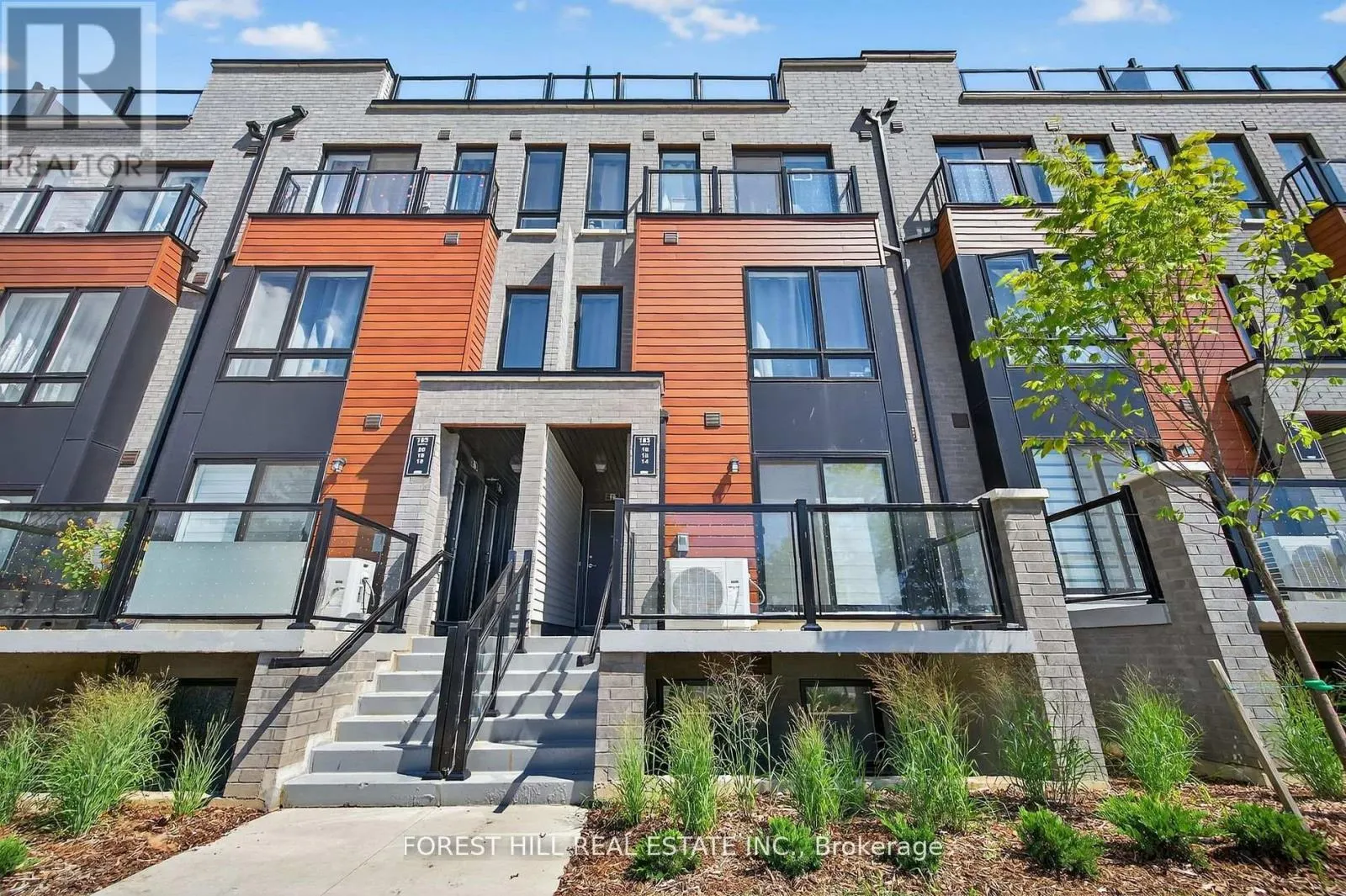 16 - 165 TAPSCOTT ROAD